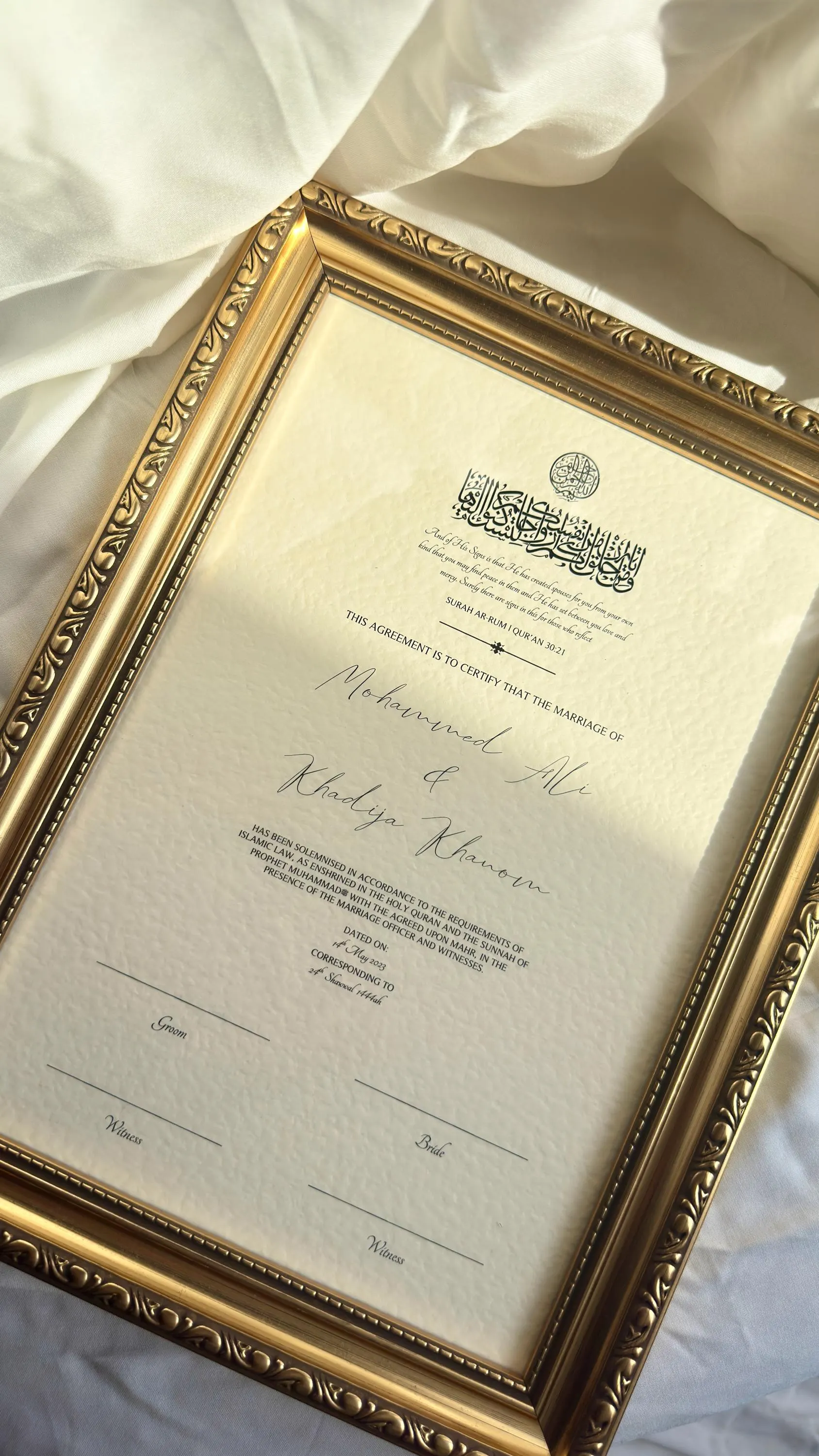 Nikah Certificate with Vintage Frame, Islamic Marriage Certificate, Personalised Muslim Wedding Nikkah Nama, Nikah Signing Set with Gold Pen - image 3