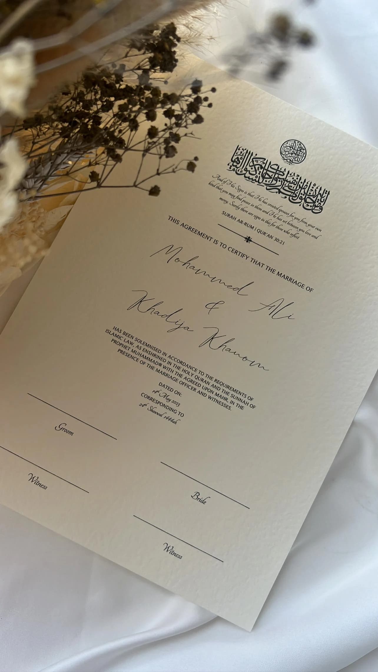 Nikah Certificate with Vintage Frame, Islamic Marriage Certificate, Personalised Muslim Wedding Nikkah Nama, Nikah Signing Set with Gold Pen - image 5