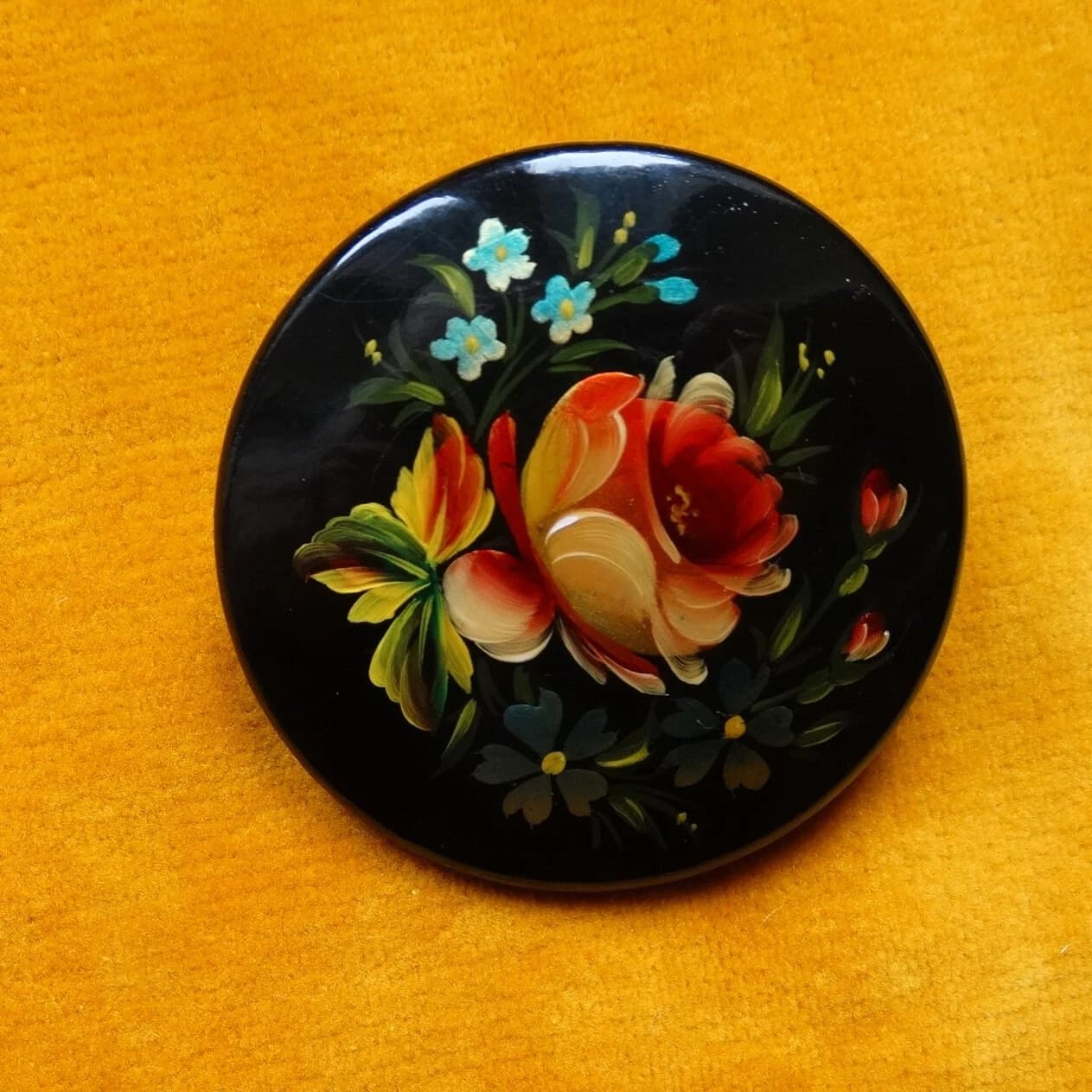 Vintage Hand Painted Russian Lacquer Brooch, Floral Design - image 5