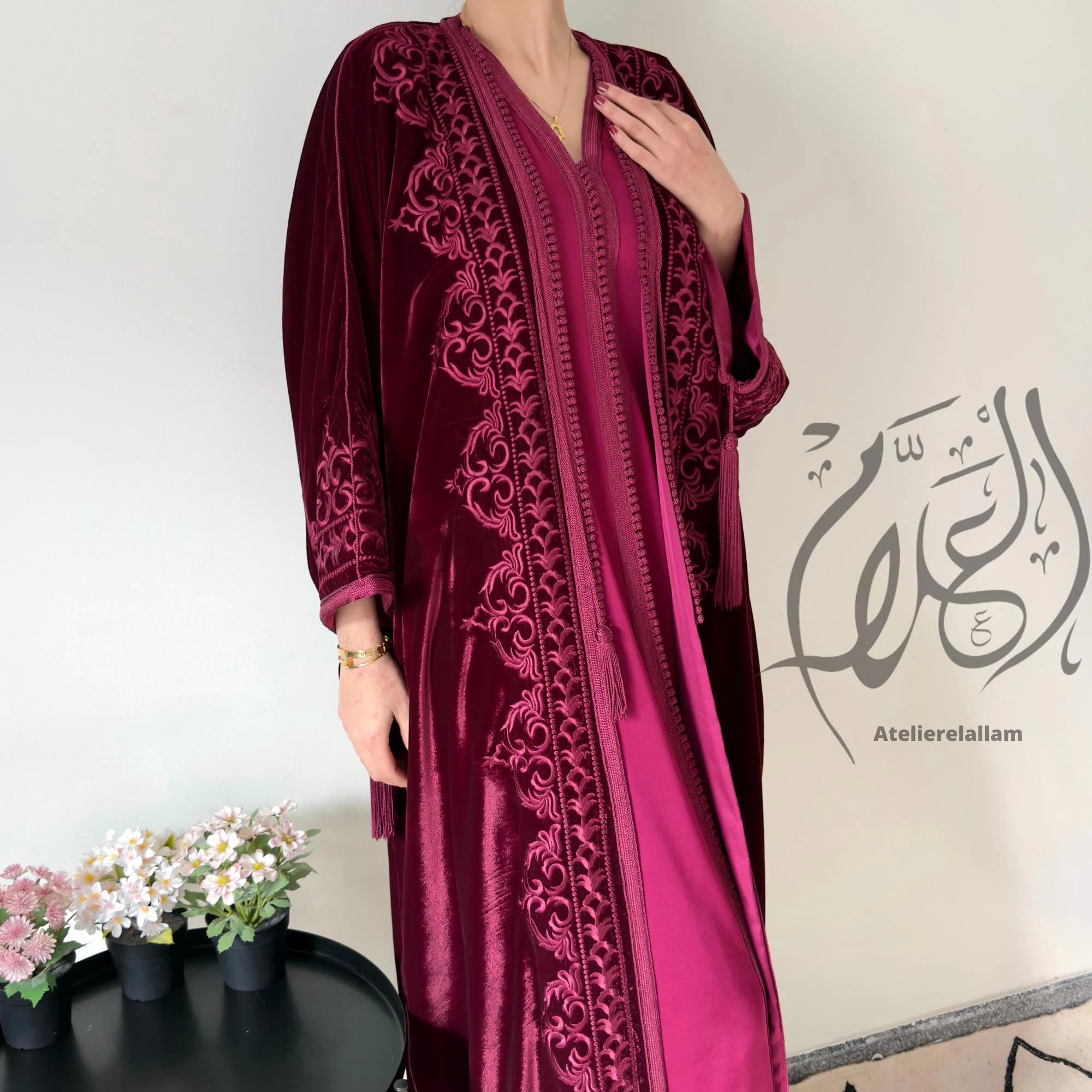 Moroccan Silk Velvet Burgundy Kaftan – New Summer 2026 Collection, Islamic dress, Arabic kimono set, Embroidered dress for all occasions. - image 4