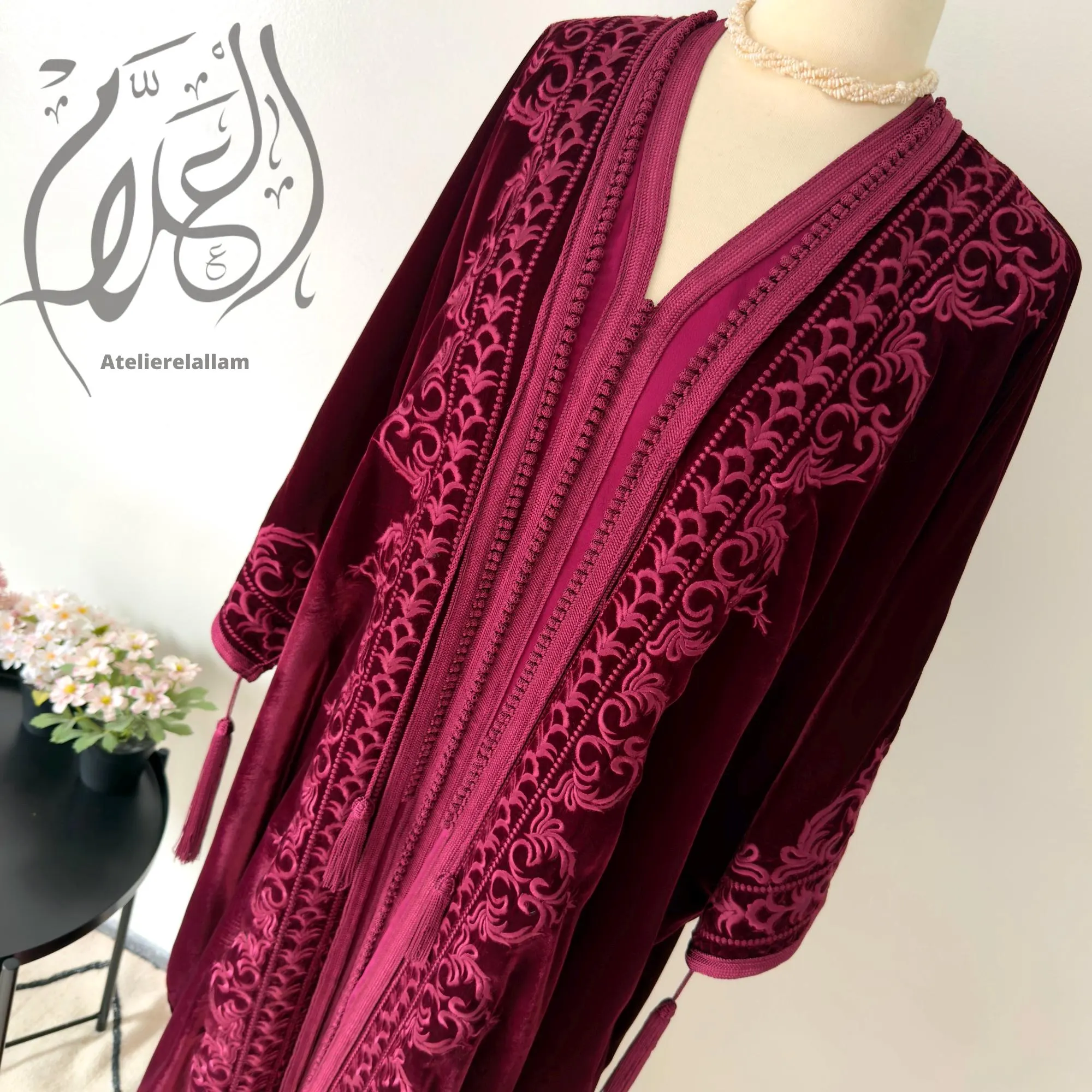 Moroccan Silk Velvet Burgundy Kaftan – New Summer 2026 Collection, Islamic dress, Arabic kimono set, Embroidered dress for all occasions.