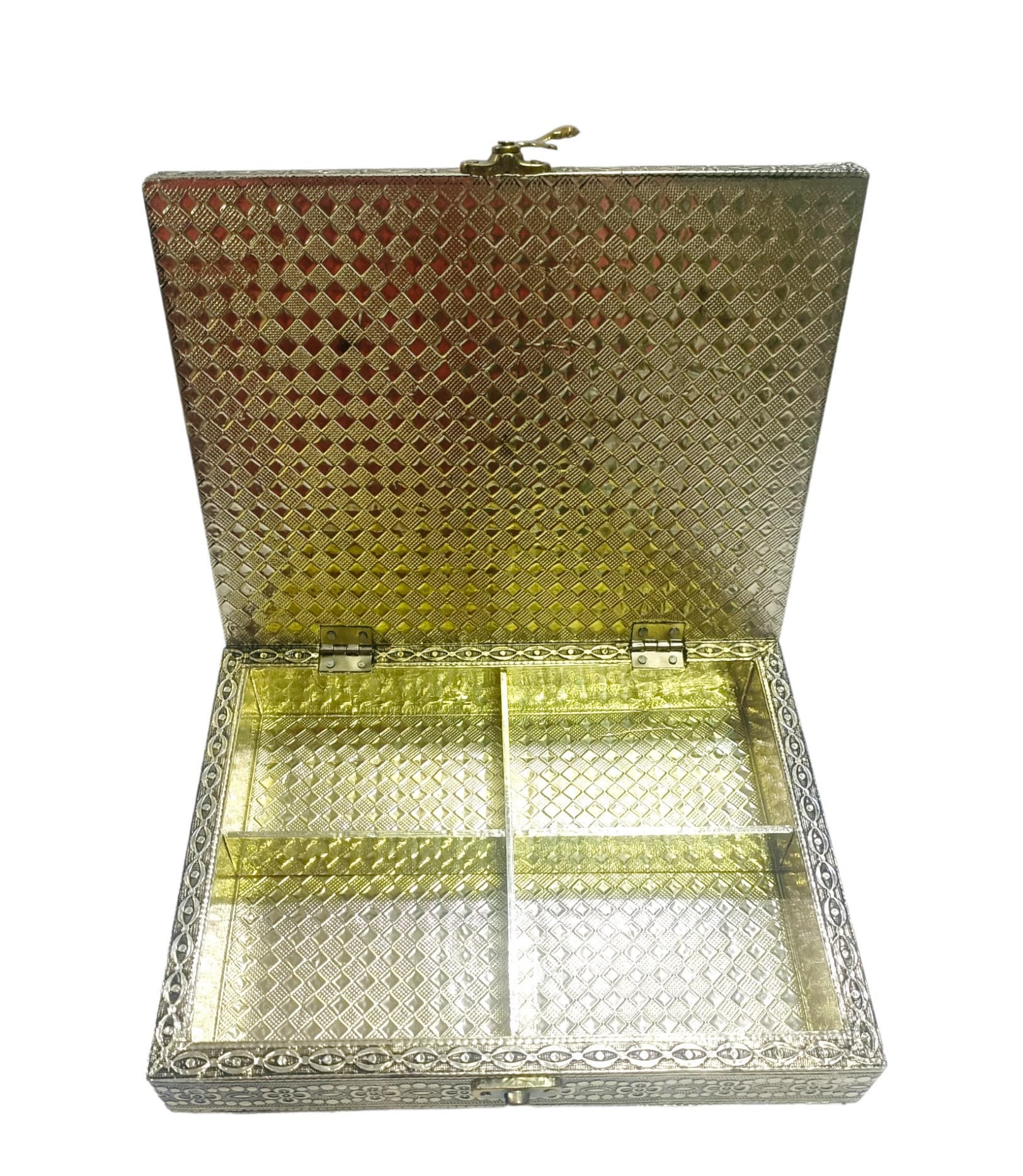 This box is made of wood and covered with traditional design metal foil
Wooden Chocolat,Mukhvas Box
Decorative dry fruit box
Handmade wooden dry fruit box
Festive,Traditional And Wedding Wooden Meenakari Dry Fruit Box
Handcrafted wooden dry fruit box