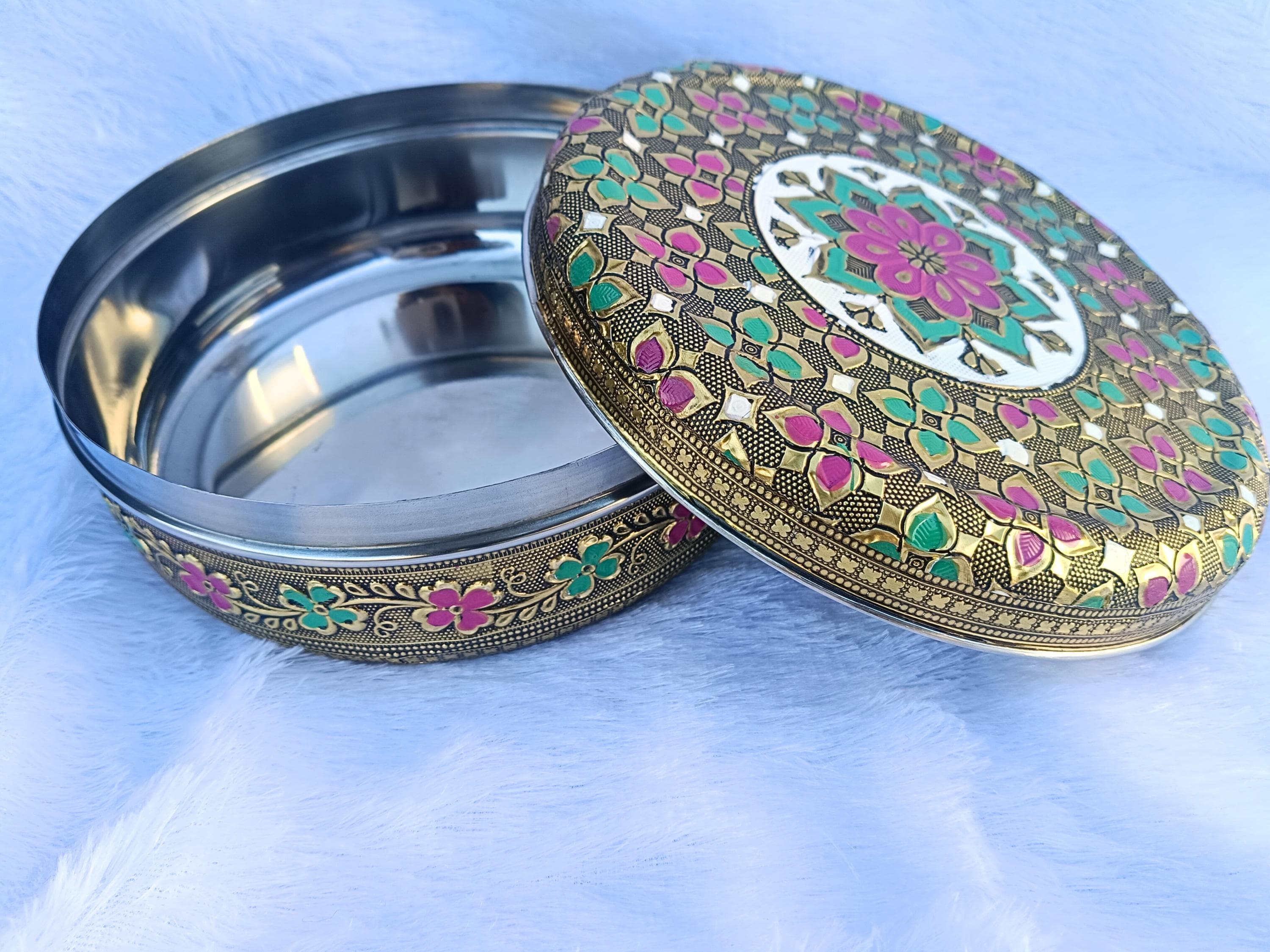 Handcrafted Meenakari Dabba Box: Golden Chapati Container, Indian Decor - image 3