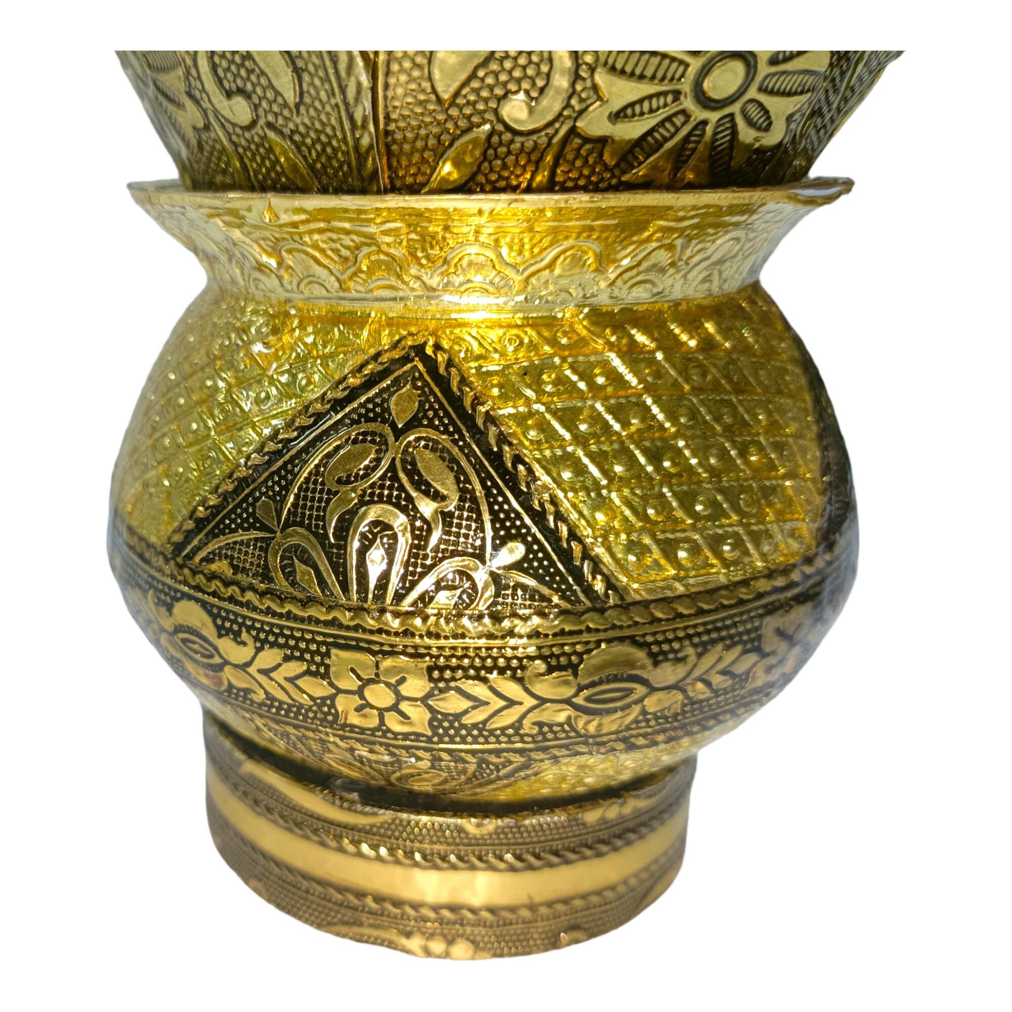 Exquisite Meenakari Design Pooja Kalash - Indian Handicrafts for Festive Occasions and Home Decor.

Pooja Kalash
Mangal Kalash
Pooja Pots
Regilious Puja Item
Meenakari Kalash
Ganesh Pooja Kalash
Pooja Items
Kalash
Aluminum Kalash
Kalash Set For Pooja