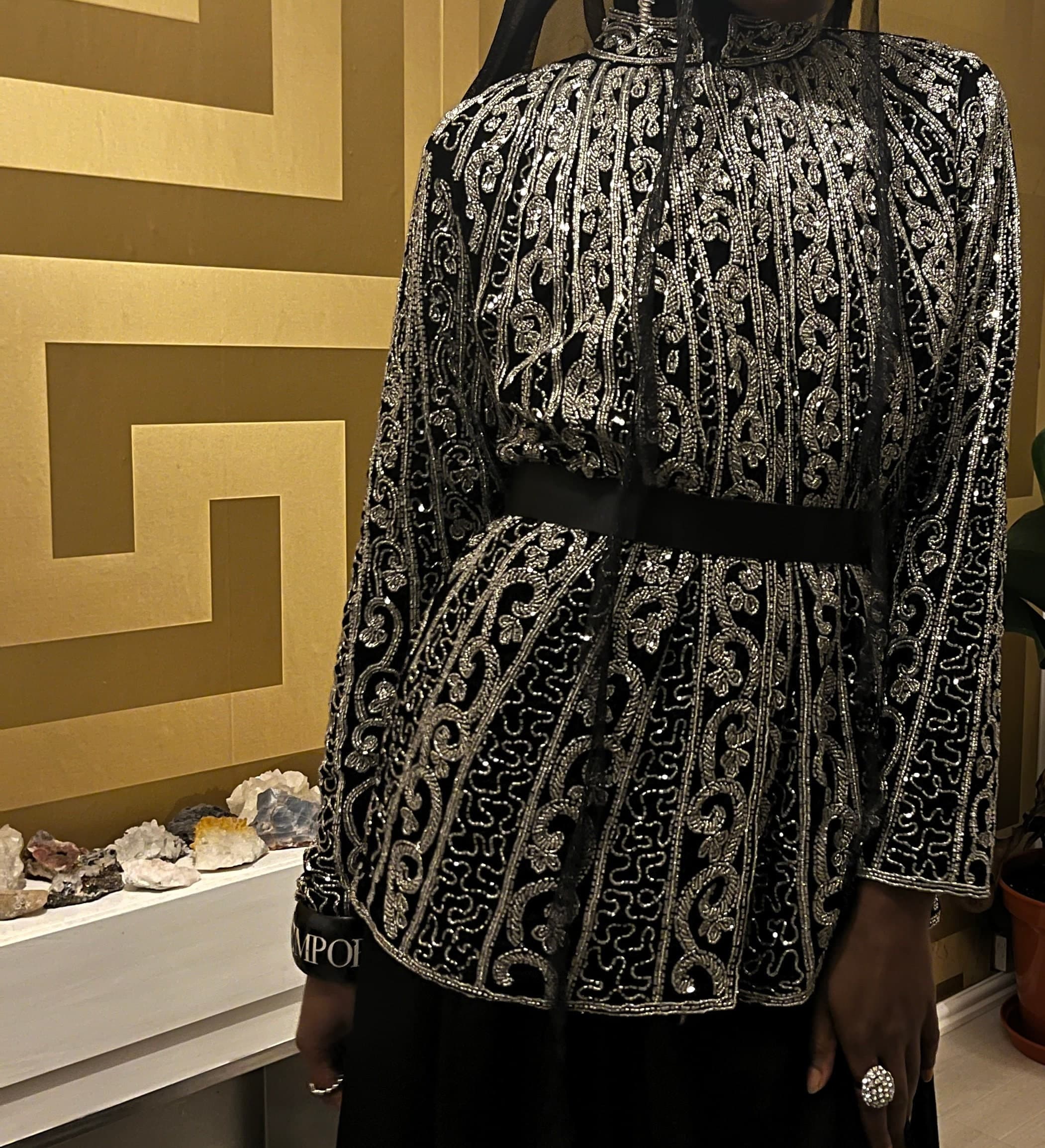 Luxury platinum Abaya jacket oversized blazer hand sewn from Dubai - image 5