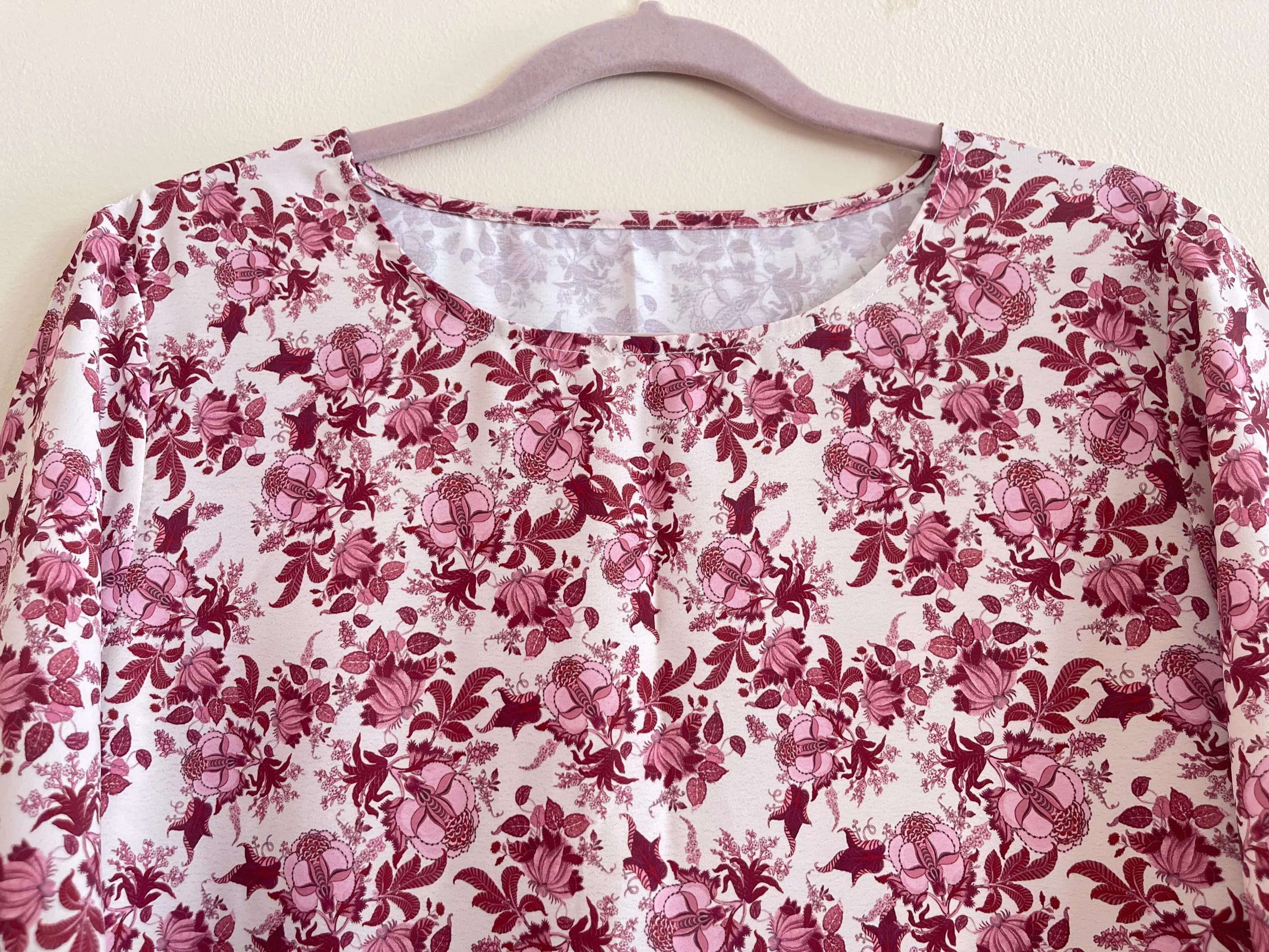 Pink Floral Maxi Dress, Burgundy Rose Print Long Dress, Modest Loose Fit Dress, 3/4 Sleeve Everyday Dress, Modest Wear - image 4