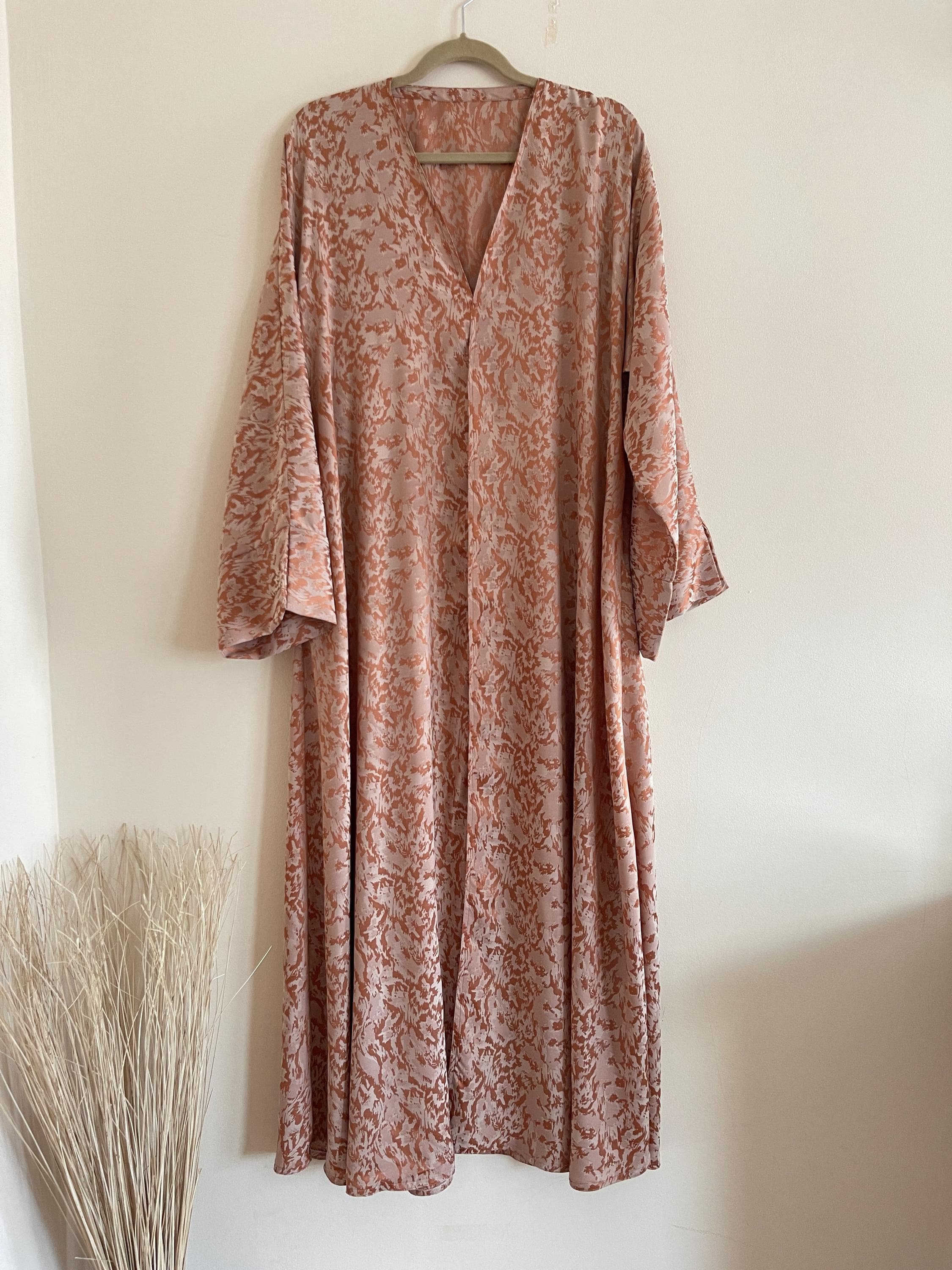Burnt Orange Abstract Abaya, Terracotta Printed Open Abaya, Satin Effect Kimono, Modest Eid Occasion Abaya - image 3