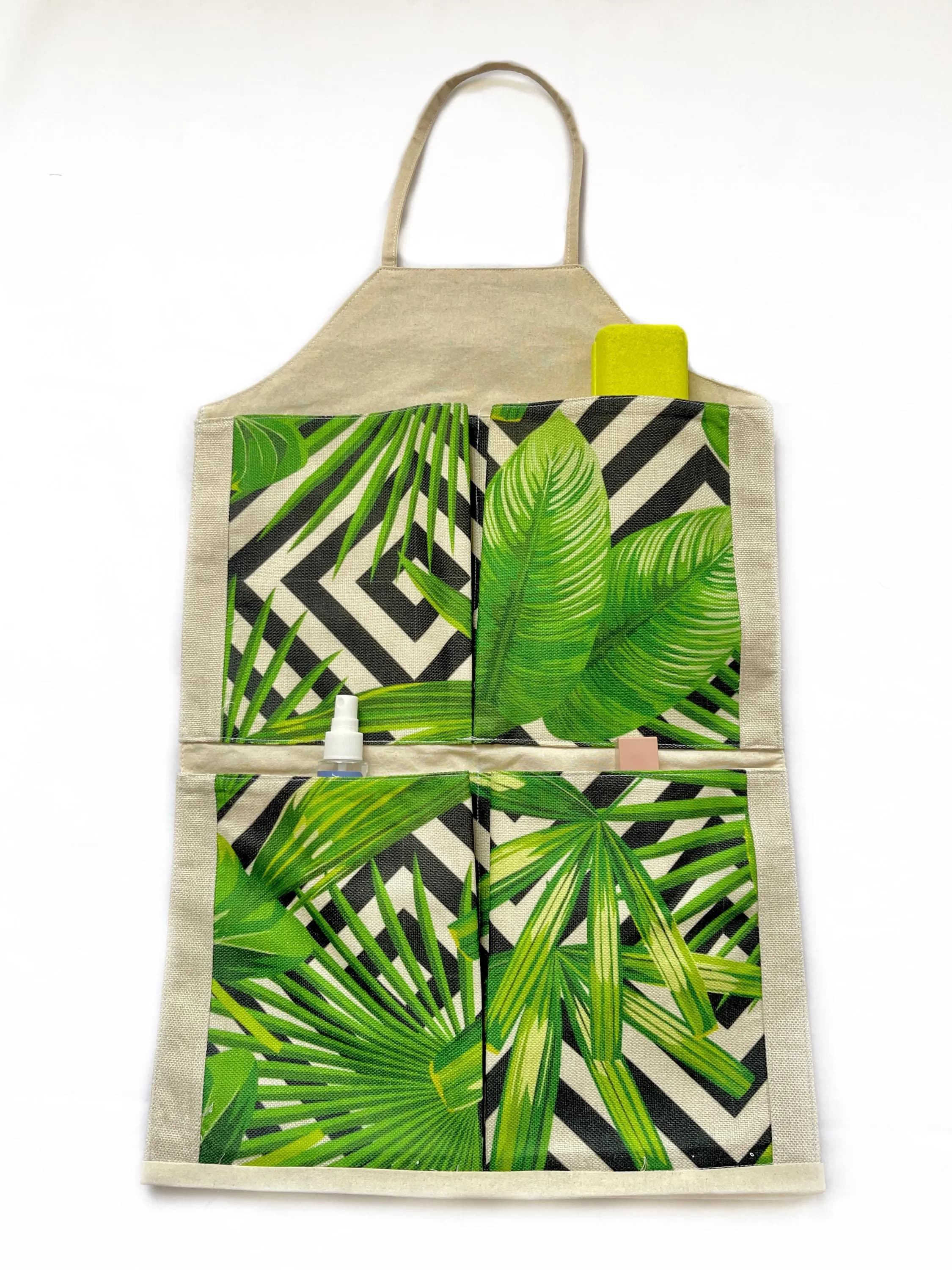 4 Pocket Tropical Hanging Wall Organiser, Green Leaf Wall Storage, Botanical Fabric Organiser, Home Storage Pouch