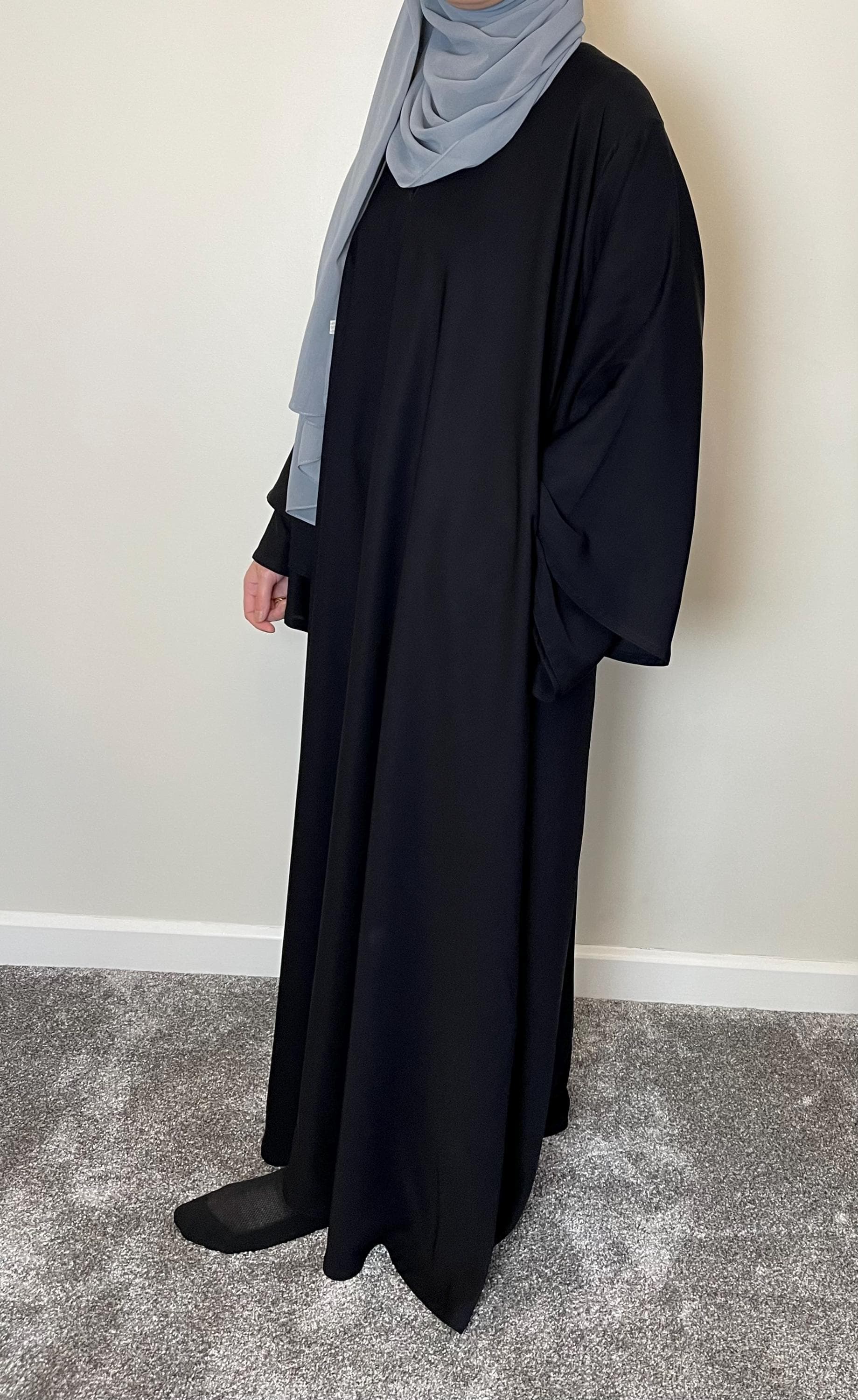Black Nida Dual layered Sleeve Closed Abaya - image 2
