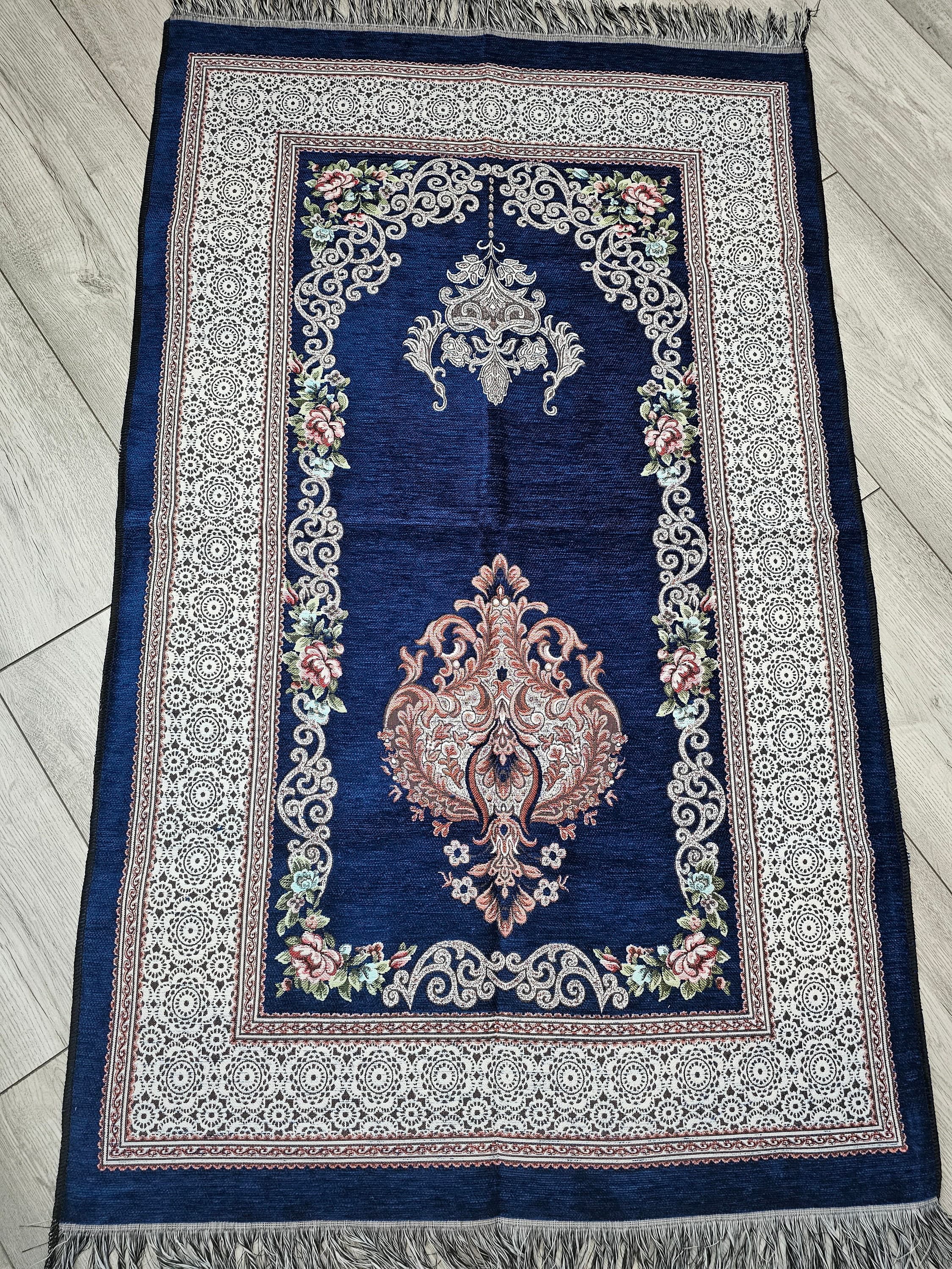 Personalised Prayer Mat – Premium Muslim Rug with Custom Name – Elegant Islamic Gift – Eid | Ramadan Gift | musallah janamaz hafiz alimah - image 5