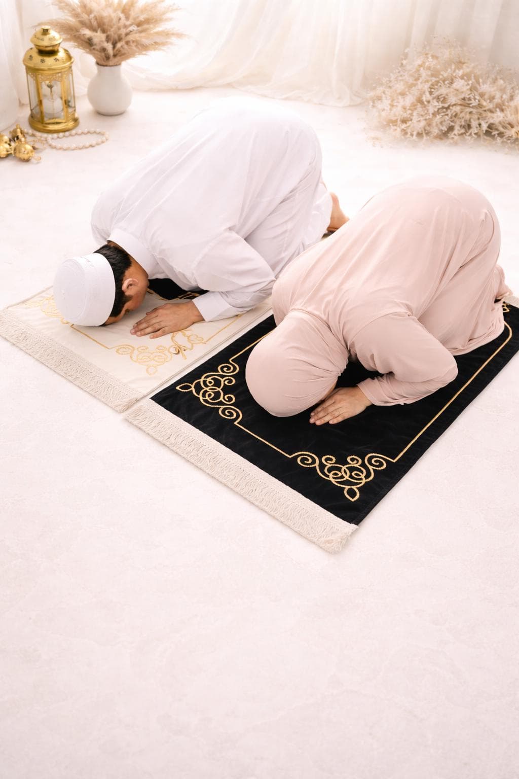 Couples Prayer mat set of 2 | Personalised with names | Bride and Groom | Wedding Nikkah Walima Set | Anniversaries  New Home. Islamic Gift - image 3