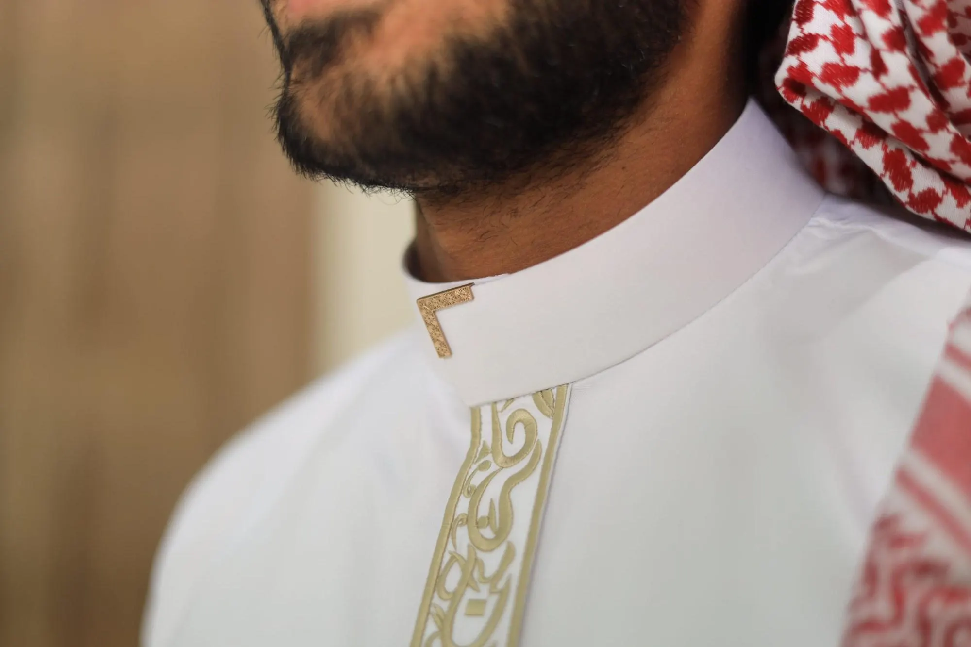 White Collar Thobe for Men with Gold Embroidery, Japanese Cotton Jubba, Eid Nikah - image 3