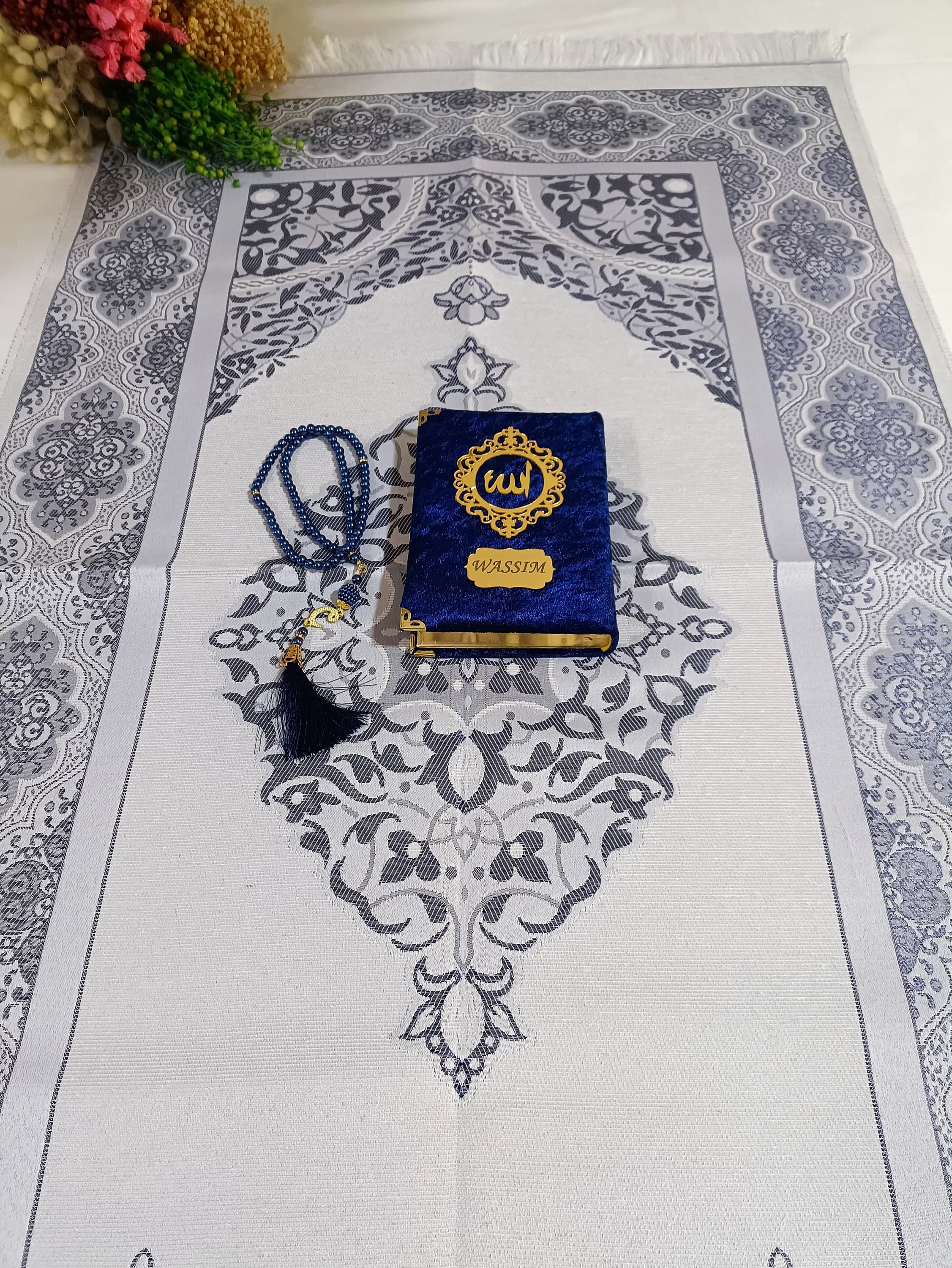 Personalized Prayer Mat Set | Quran, Tasbeeh, Velvet Yaseen Gift - image 5