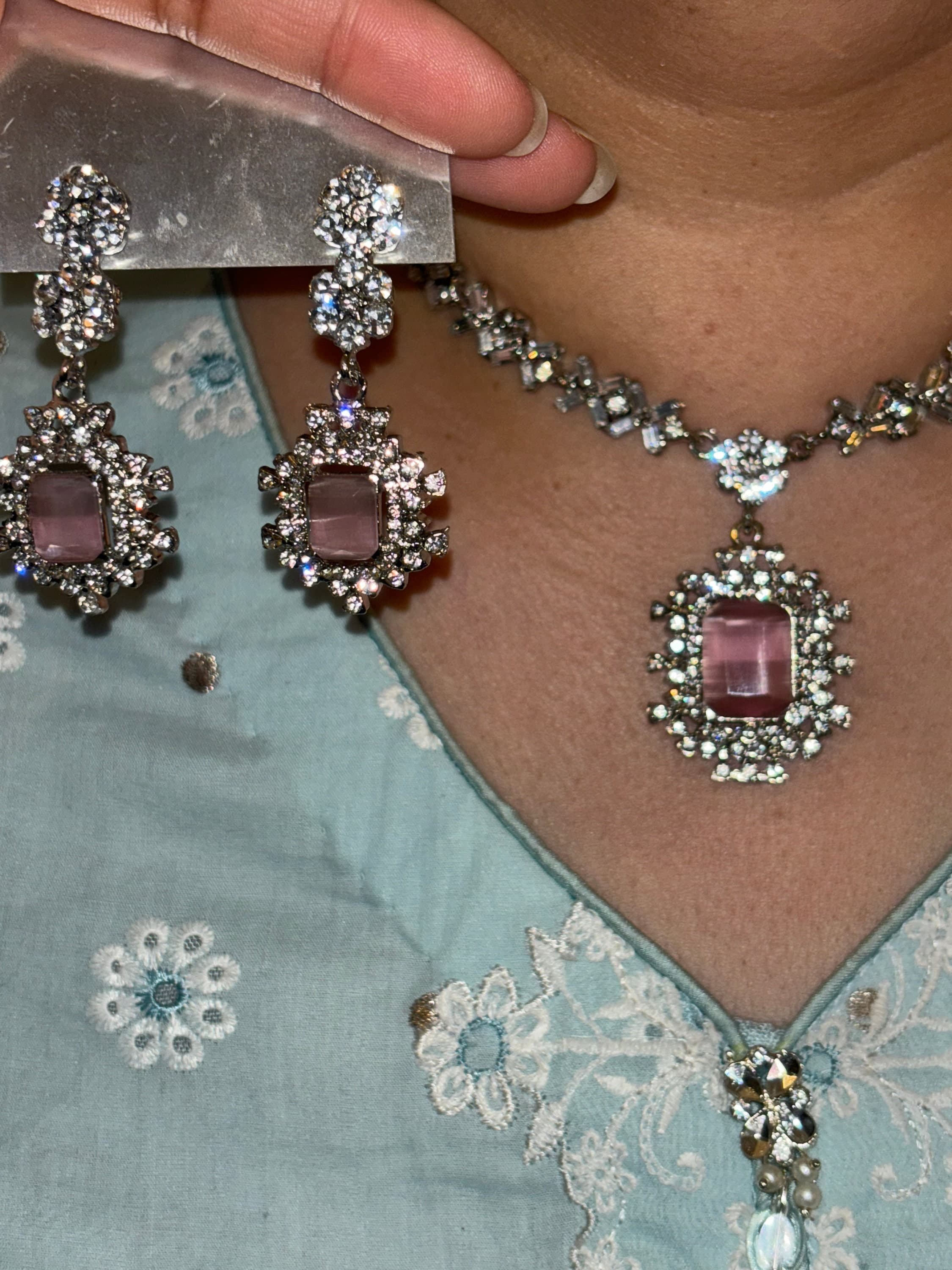 Baby Pink Necklace and Earrings and Tikka Set/Pakistani Jewellery Set/Y2K/Indian Jewellery - image 5