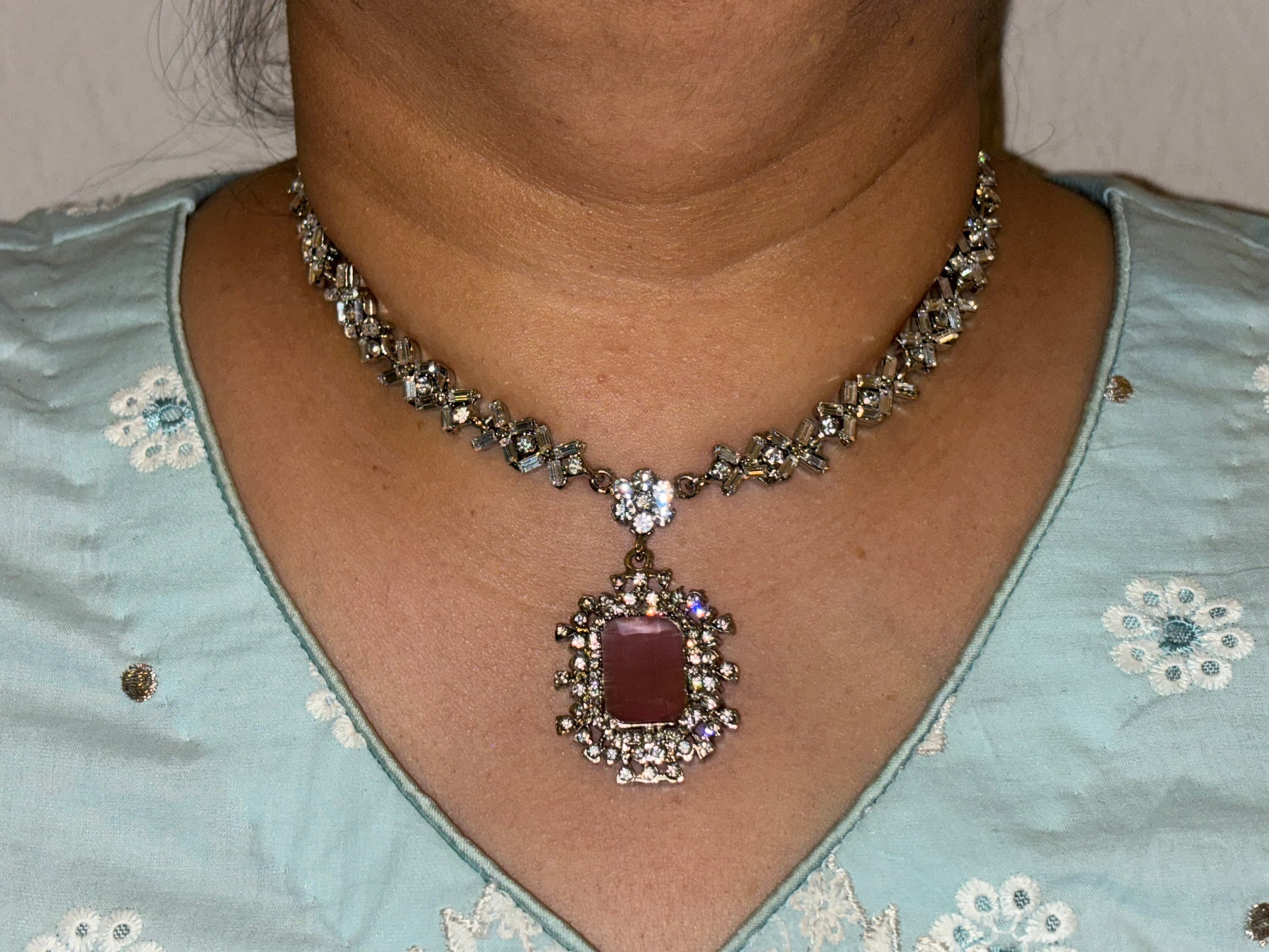 Baby Pink Necklace and Earrings and Tikka Set/Pakistani Jewellery Set/Y2K/Indian Jewellery