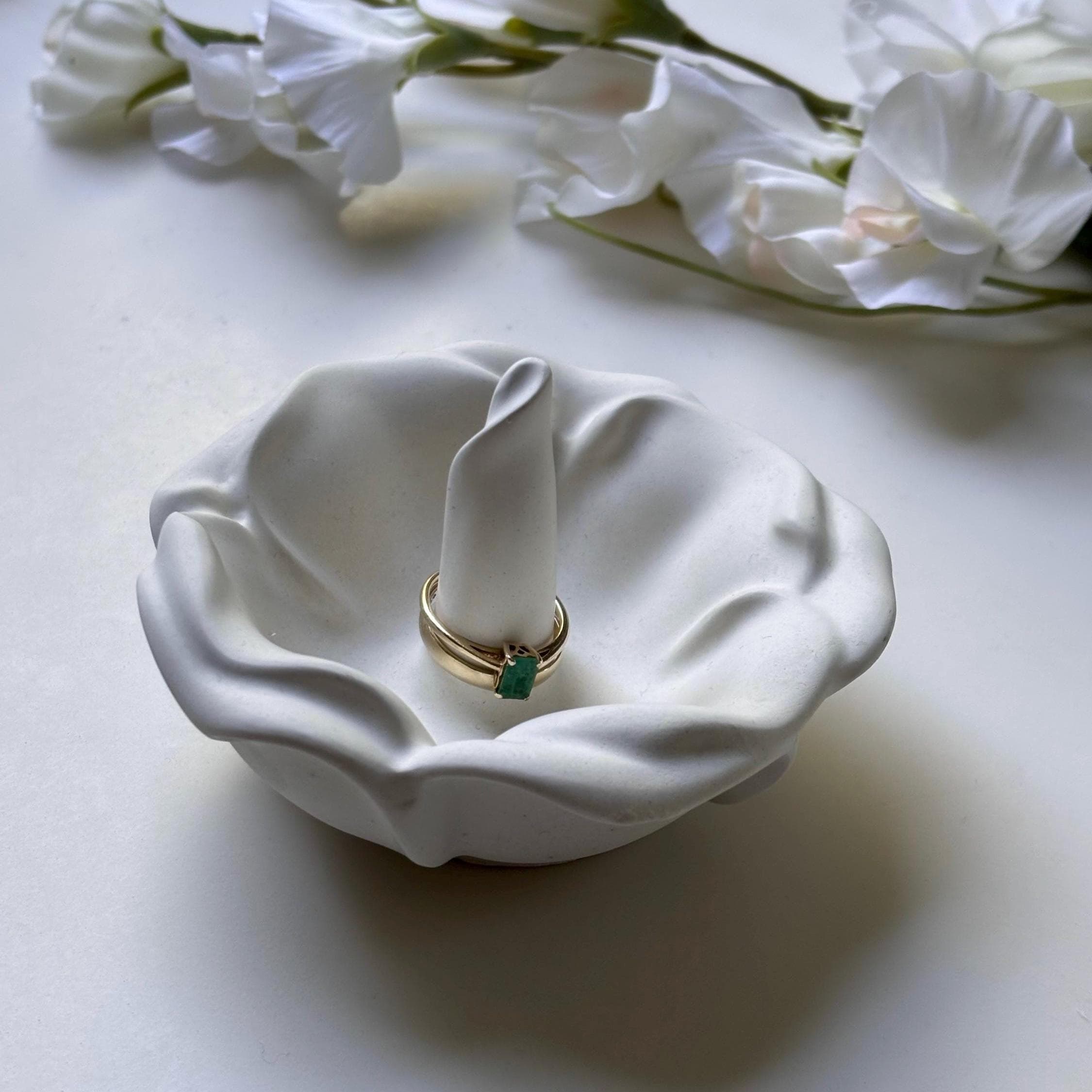 Rose Concrete Ring & Jewellery Holder, Ring Organiser, Rose Trinket Dish, Rose Jewellery Tray - image 5