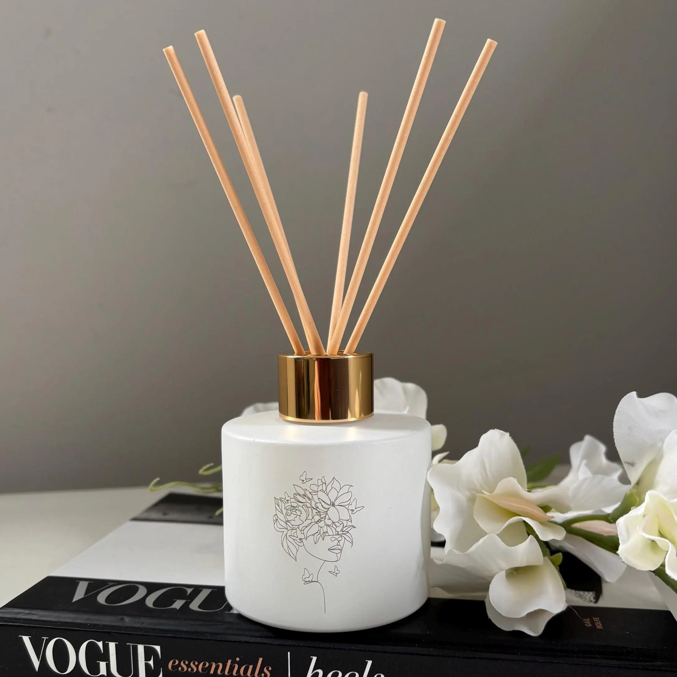 Maison Muse Reed Diffuser, Luxury Home Fragrance, Modern Home Scent Gift Idea, 100ml Reed Oil Diffuser, Minimalist Decor - image 5