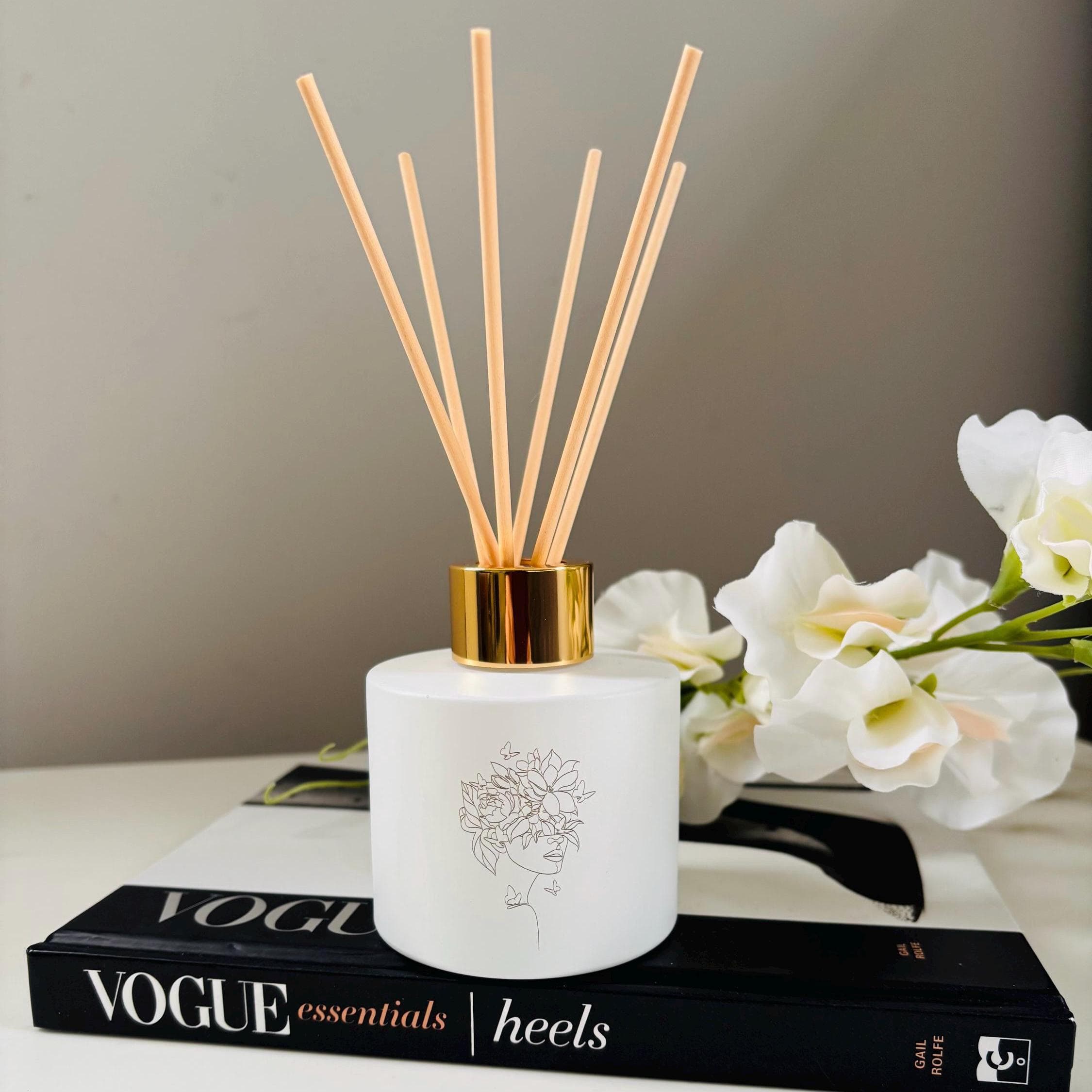 Maison Muse Reed Diffuser, Luxury Home Fragrance, Modern Home Scent Gift Idea, 100ml Reed Oil Diffuser, Minimalist Decor