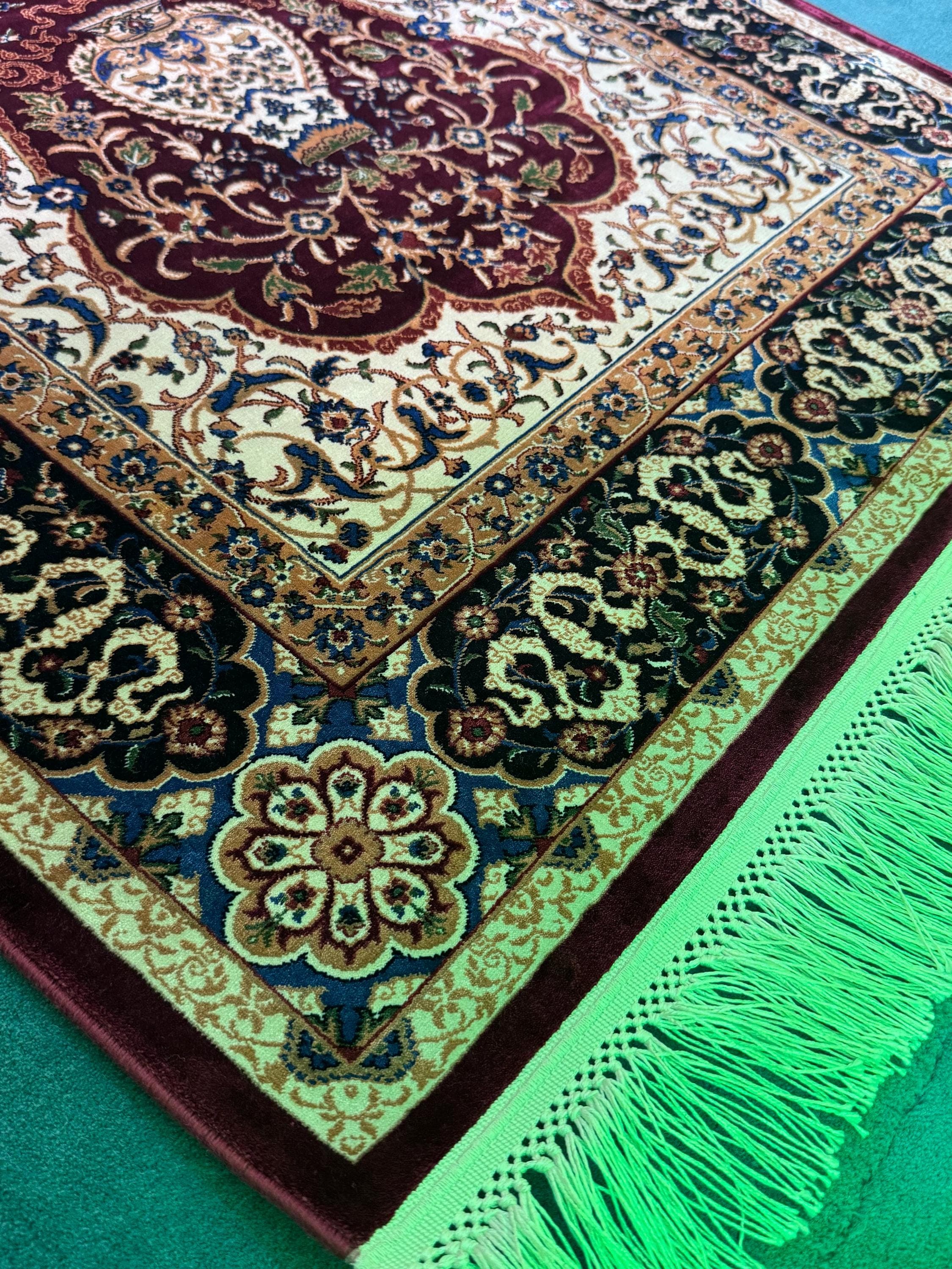 Bamboo Silk Prayer Rug: Turkish Janamaz, Soft Muslim Prayer Mat (3x4) - image 3