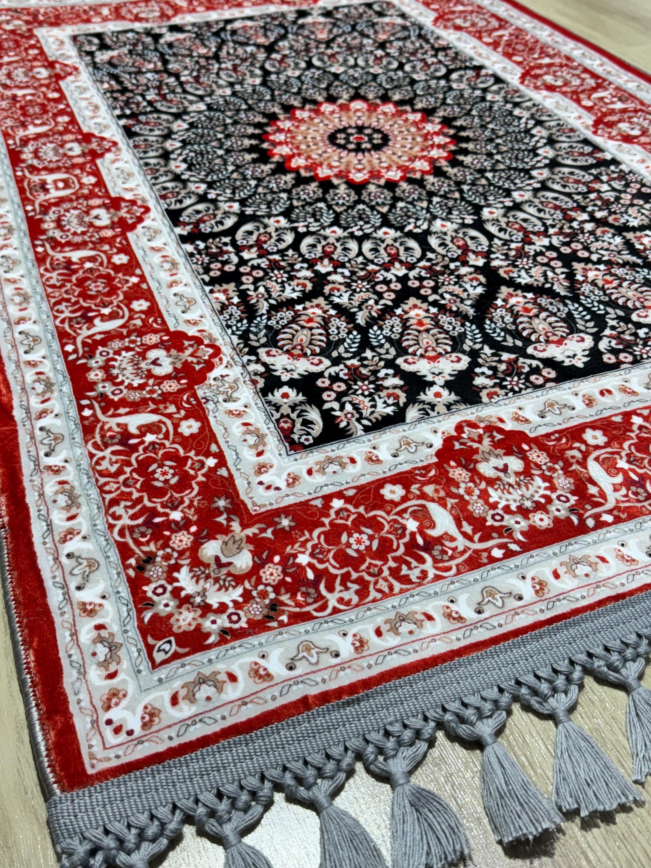 Red Brown Prayer Rug , Classic Medallion, Soft Silk-Touch Carpet, Non-Slip Gebetsteppich- Salah - Muslims - image 5