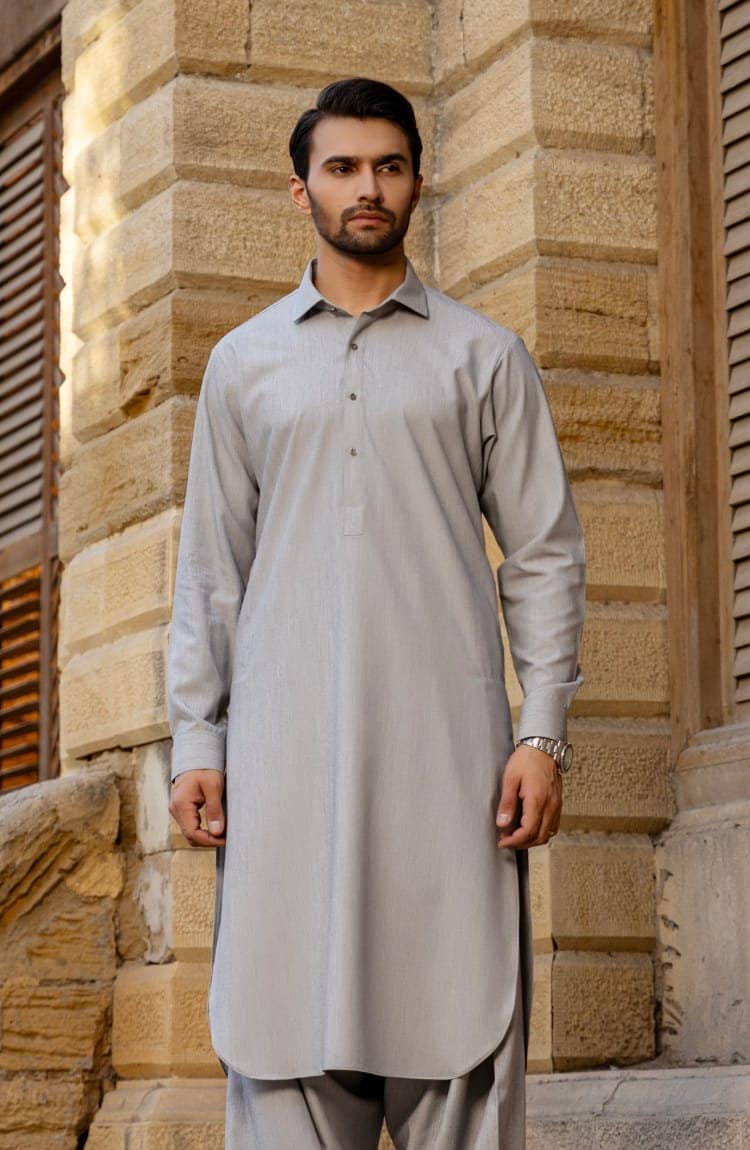 Gray Handmade Shalwar Kameez: Pakistani Men's Style - image 5