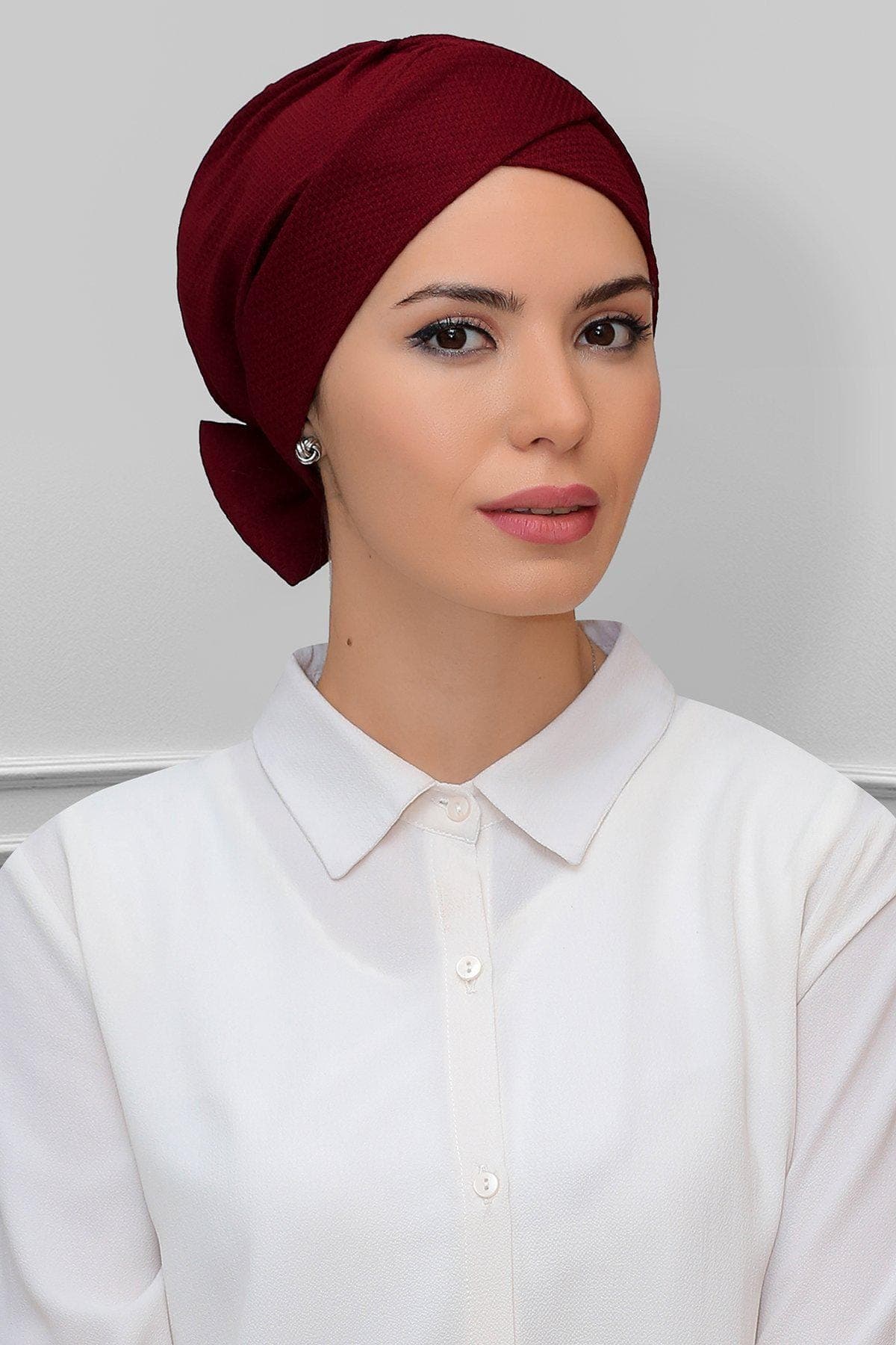 Practical Honeycomb Bonnet Cap with Bow | Instant Hijab & Winter Accessories for Women, Women’s Winter Headwear in Trendy Colors