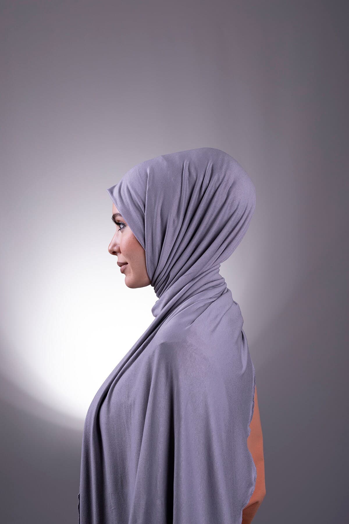 Elegant Hijab Scarf - Modest Fashion Accessory for Women - image 4