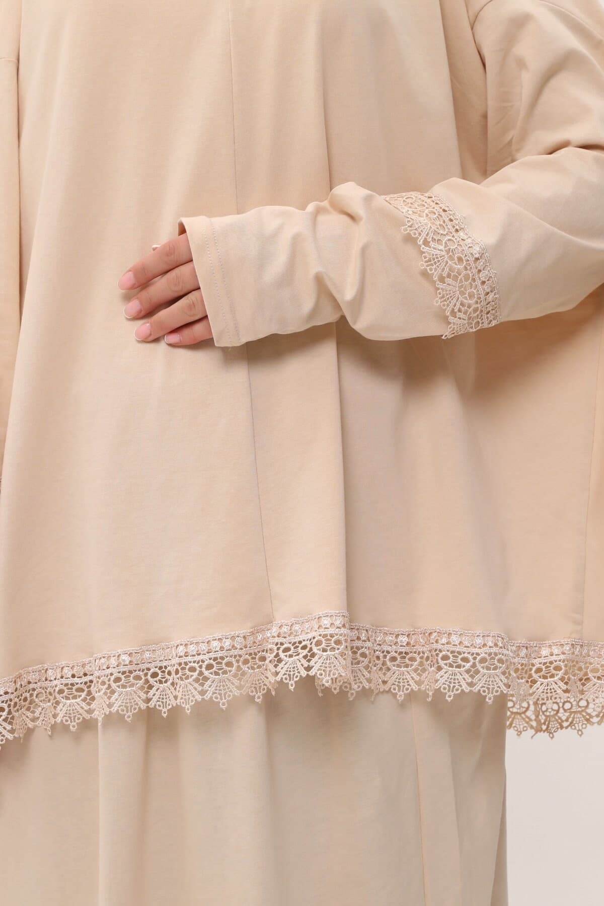 Modest Elegance: Two Piece Cotton Fabric Lace Prayer Dress for Women, Floor Length Modesty, Gift for Muslim Women, Prayer Dress Set