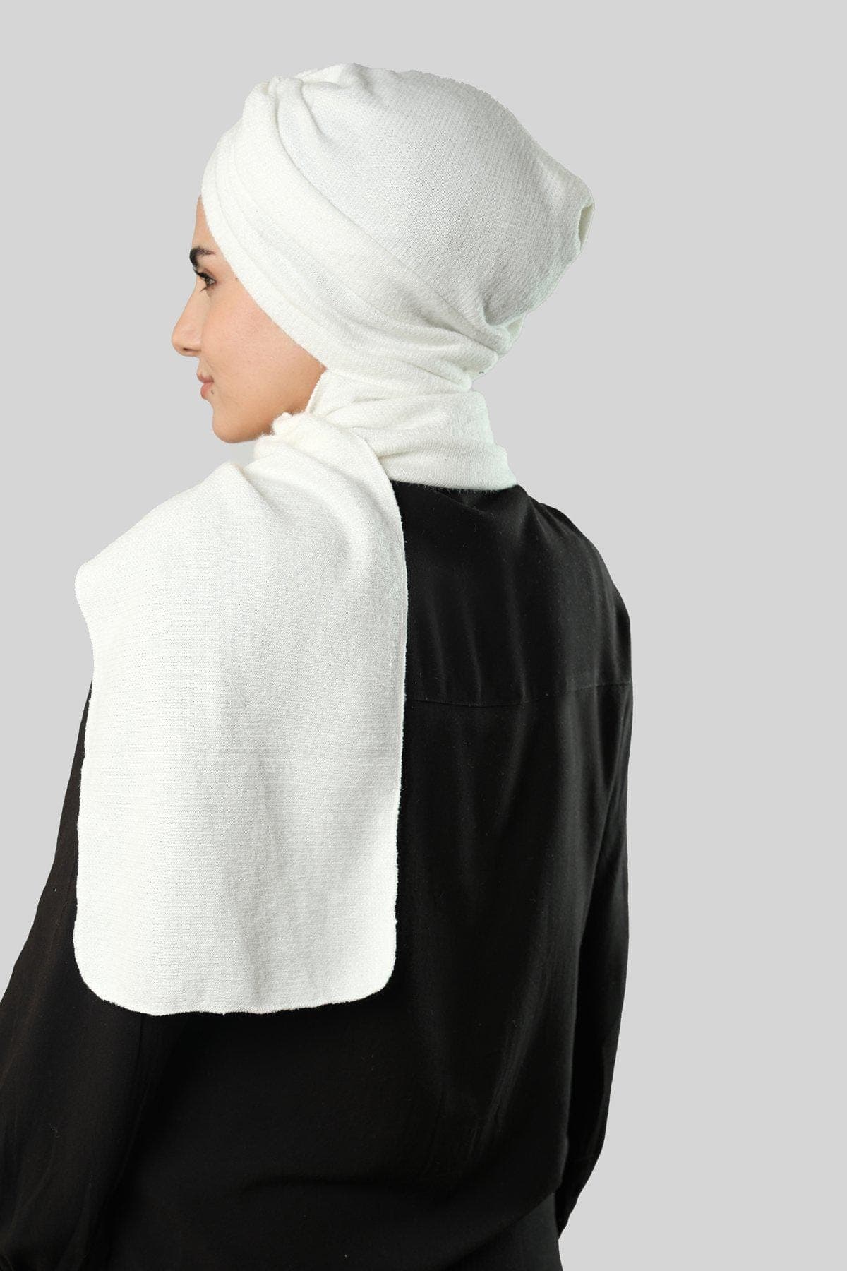 Cozy Winter Hijab Scarf with Attached Wrap, Plush Headscarf in Cream, Anthracite, Gray, Beige & Powder | Gift for Women Soft Jakar Headscarf - image 3