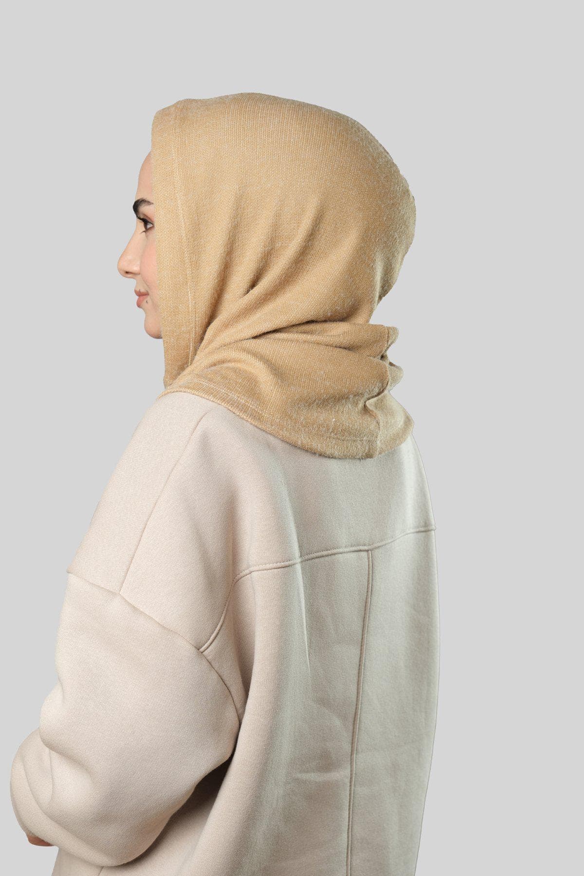 Stylish Plush Balaclava with Drawstring | Cozy Winter Hat & Neck Warmer in Various Colors, Adjustable Jakar Design for Cold Weather