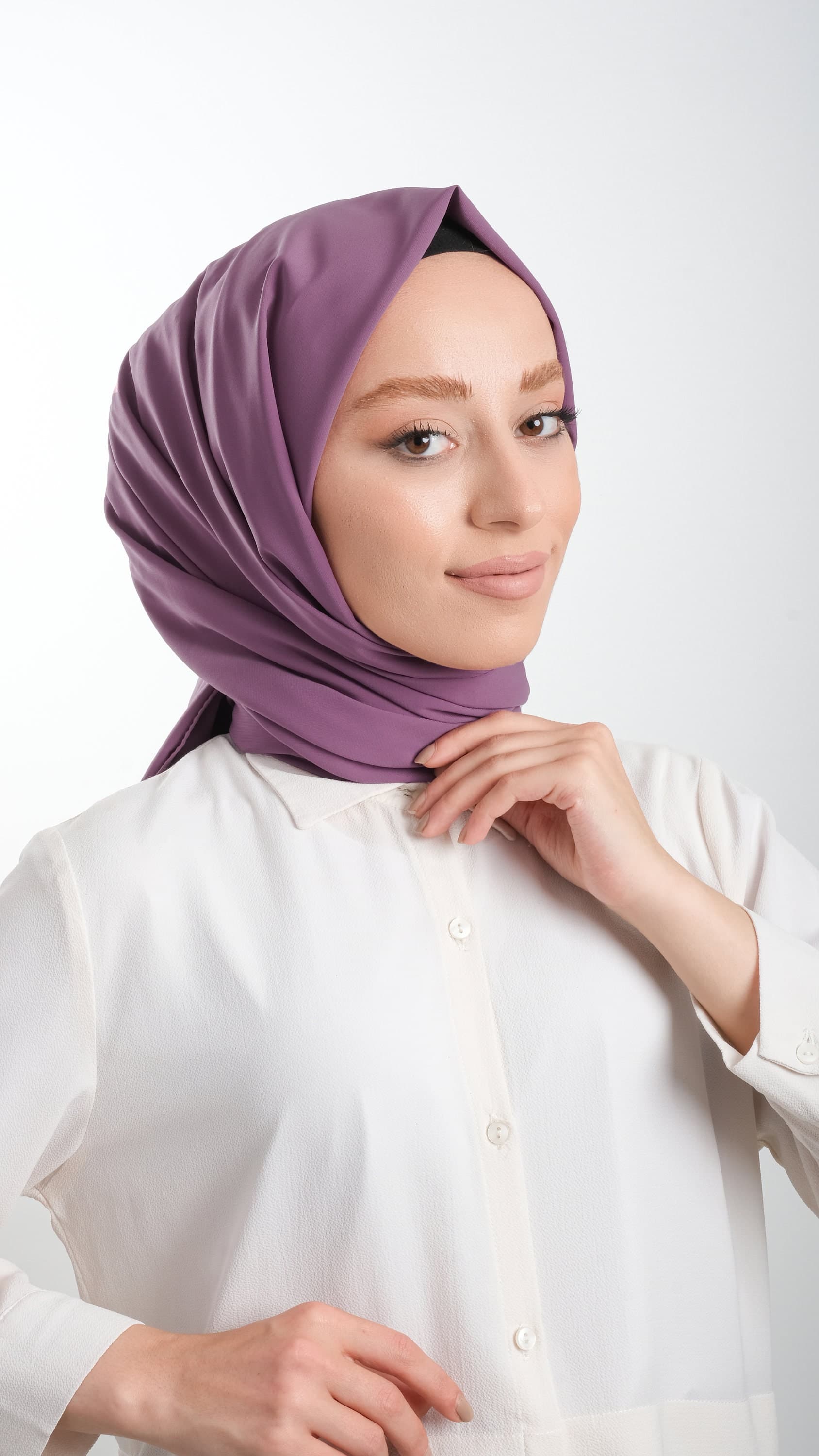 Elegant Medina Silk Shawl - Modest Fashion for Women - Hijab Accessories - Hijabs for Women - Exclusive Medina Silk Shawl Fashion - image 4