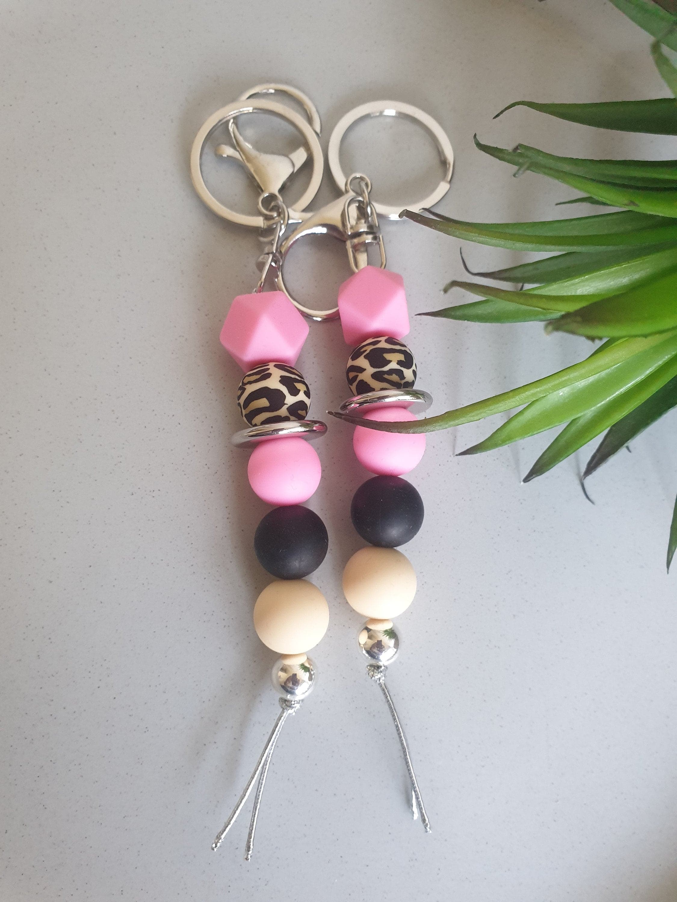 Colorful Silicone Bead Keychain: Handbag Charm