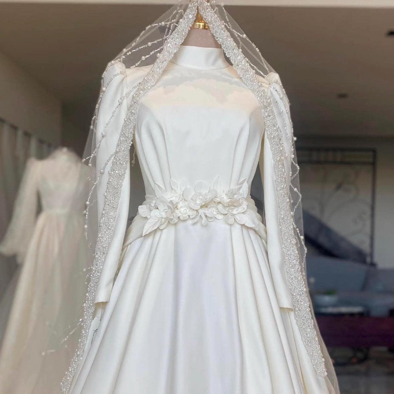 Modern Hijab Wedding Dress Long Sleeve Bridal Gown