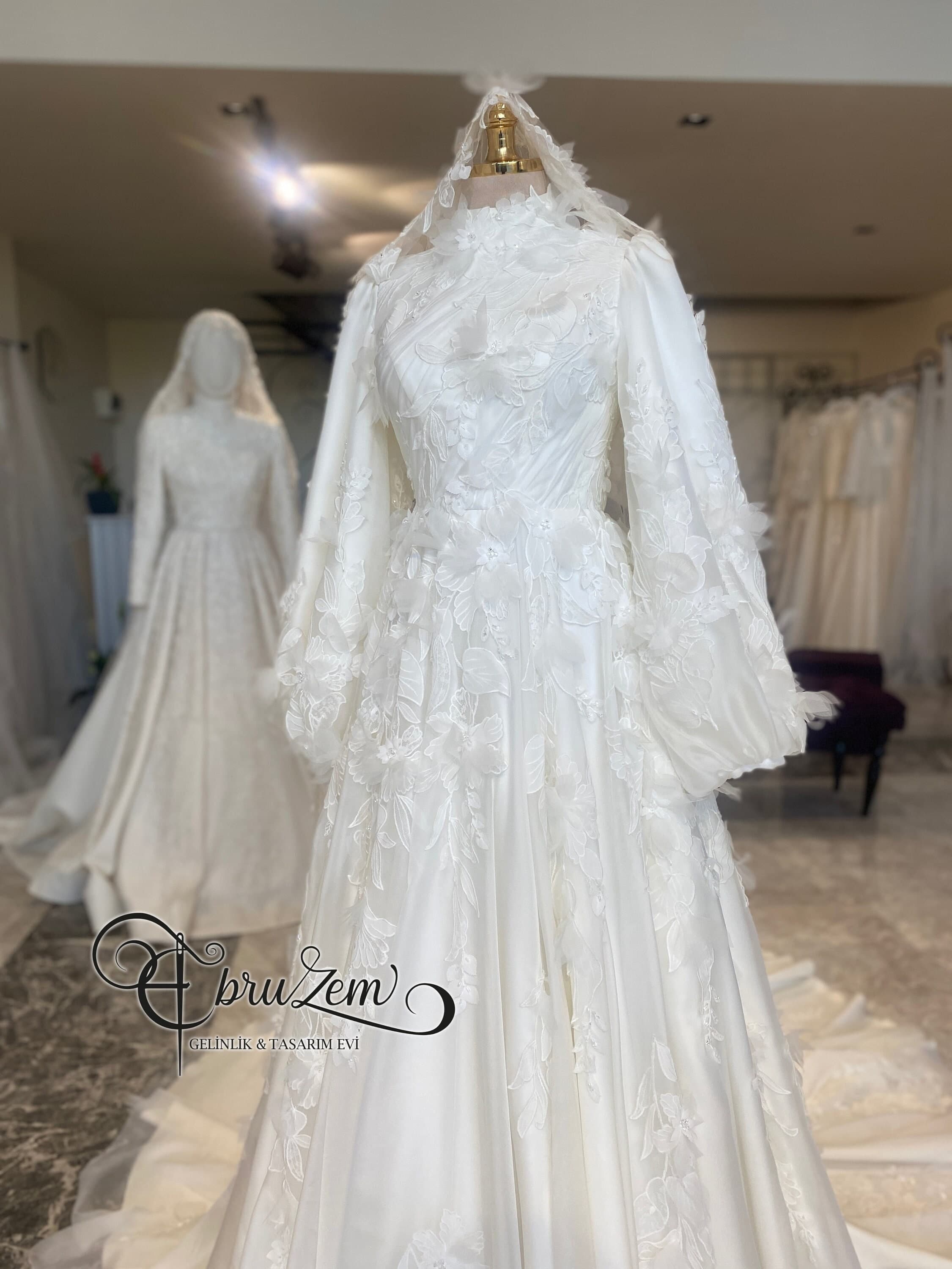 Elegant Lace Hijab Bridal Dress – Tailored Modest Muslim Wedding Gown - image 3