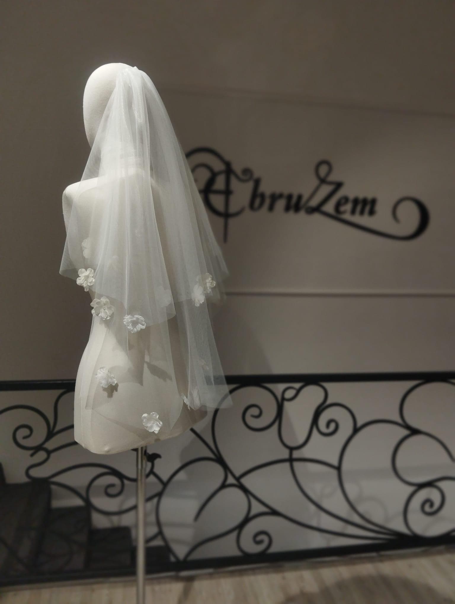 Short Floral Bridal Veil | Handmade Tulle Design