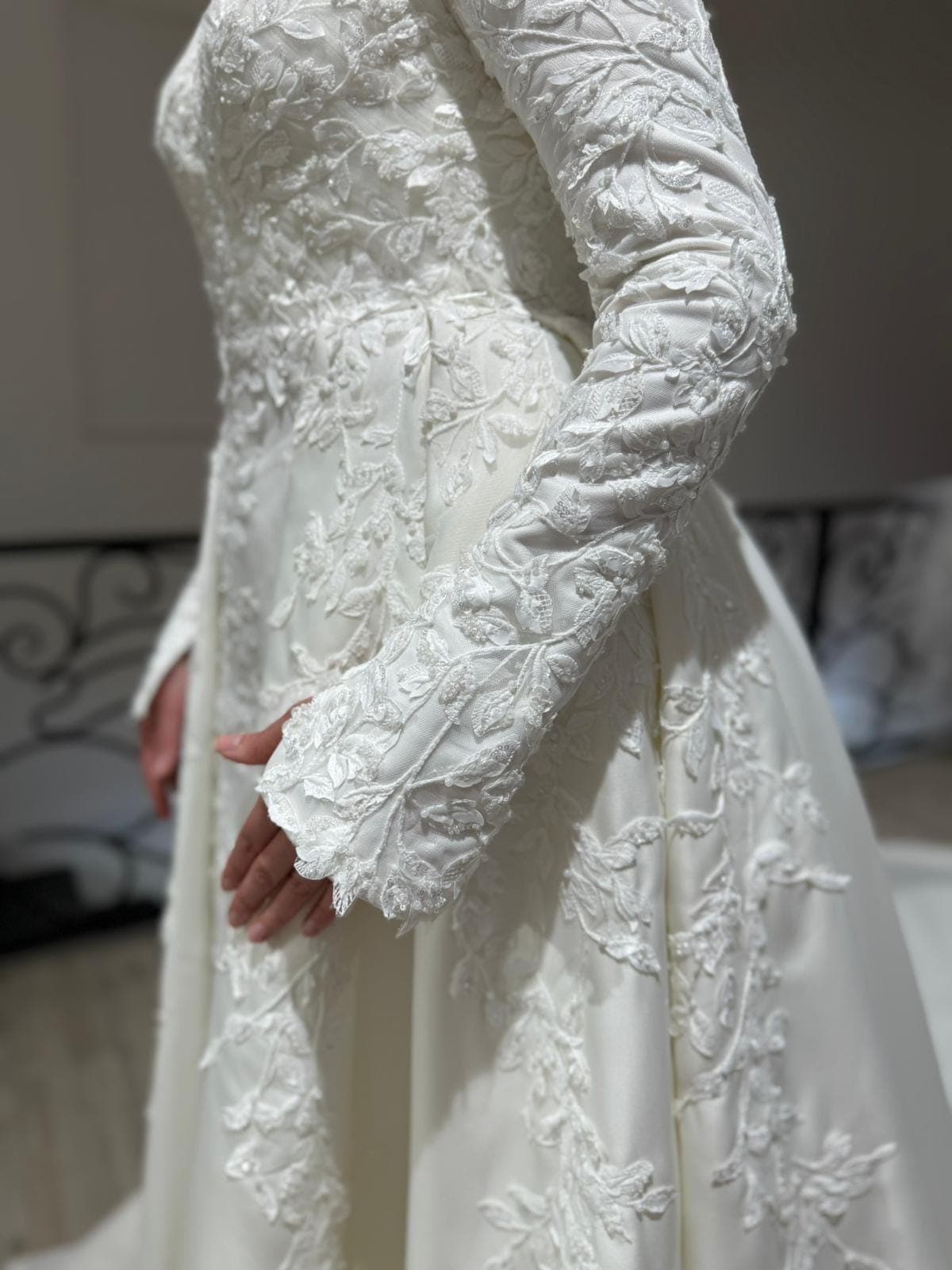 Luxury Satin Wedding Dress – Long Sleeve, Slim Fit, Train, Modest Hijab Bridal Gown - image 2