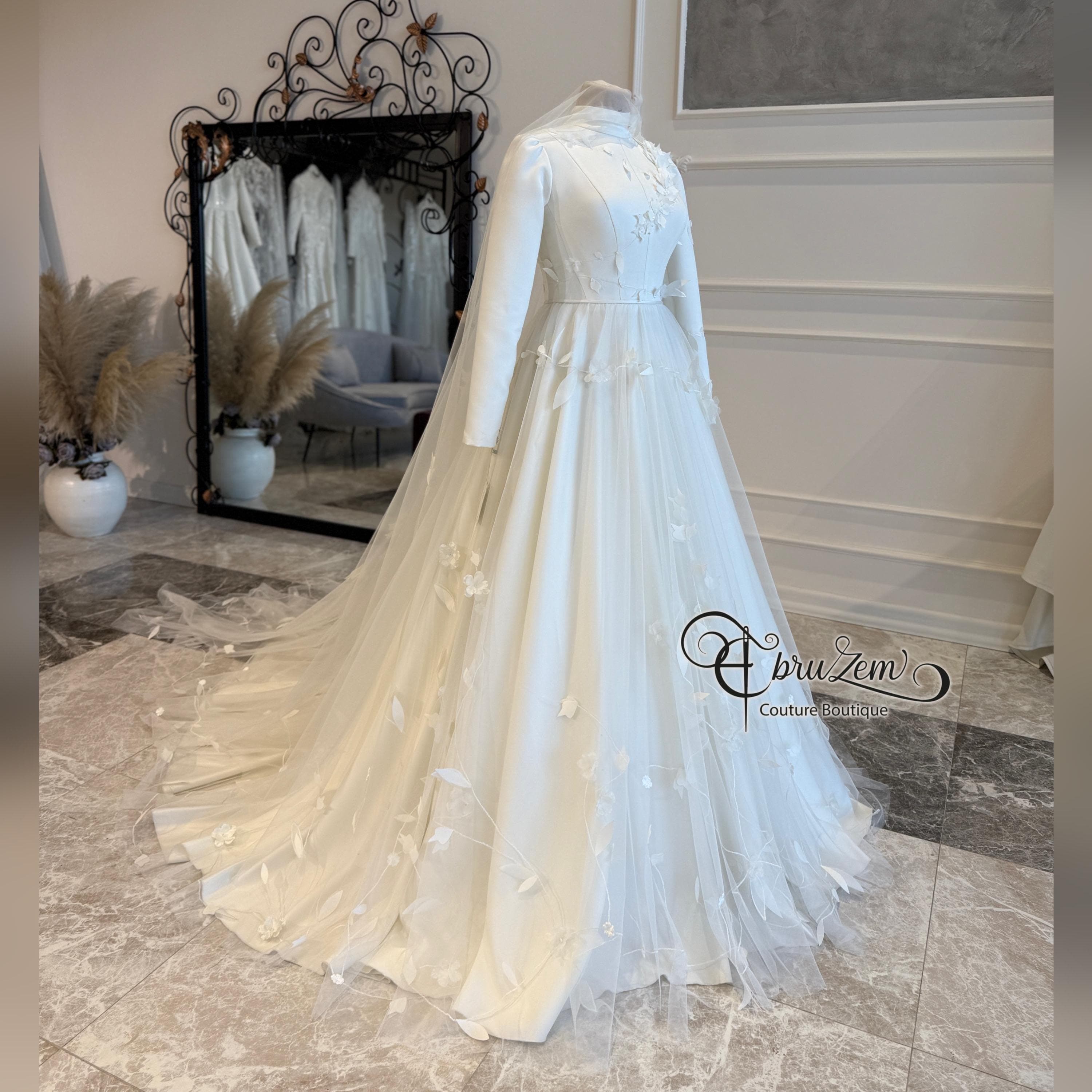 Modest Muslim Wedding Dress – Floral Lace A-Line Bridal Gown, Long Sleeve Elegant Hijab - image 4
