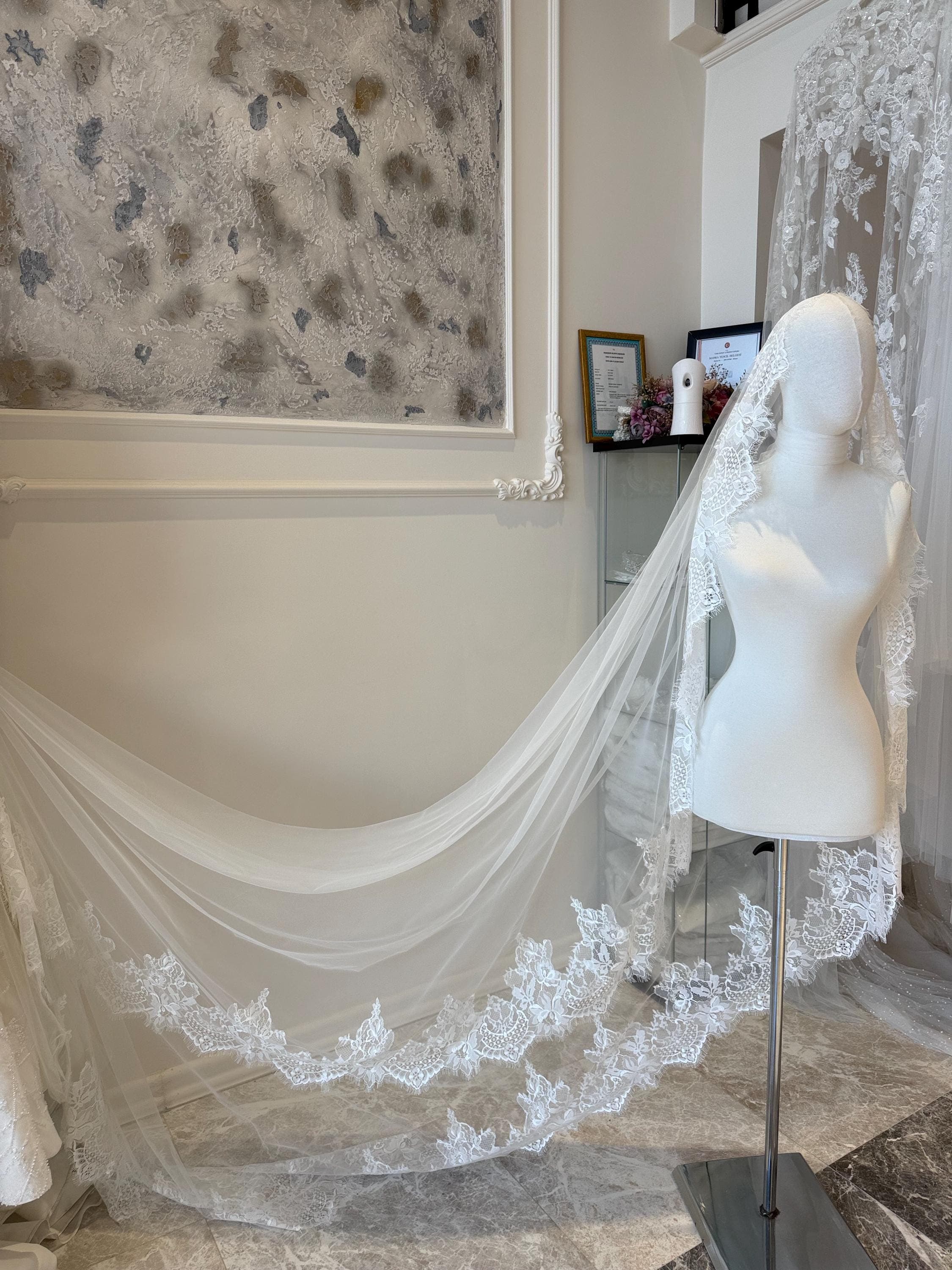 Lace Bridal Veil – Silk Tulle, 3 Meter bride veils - image 5