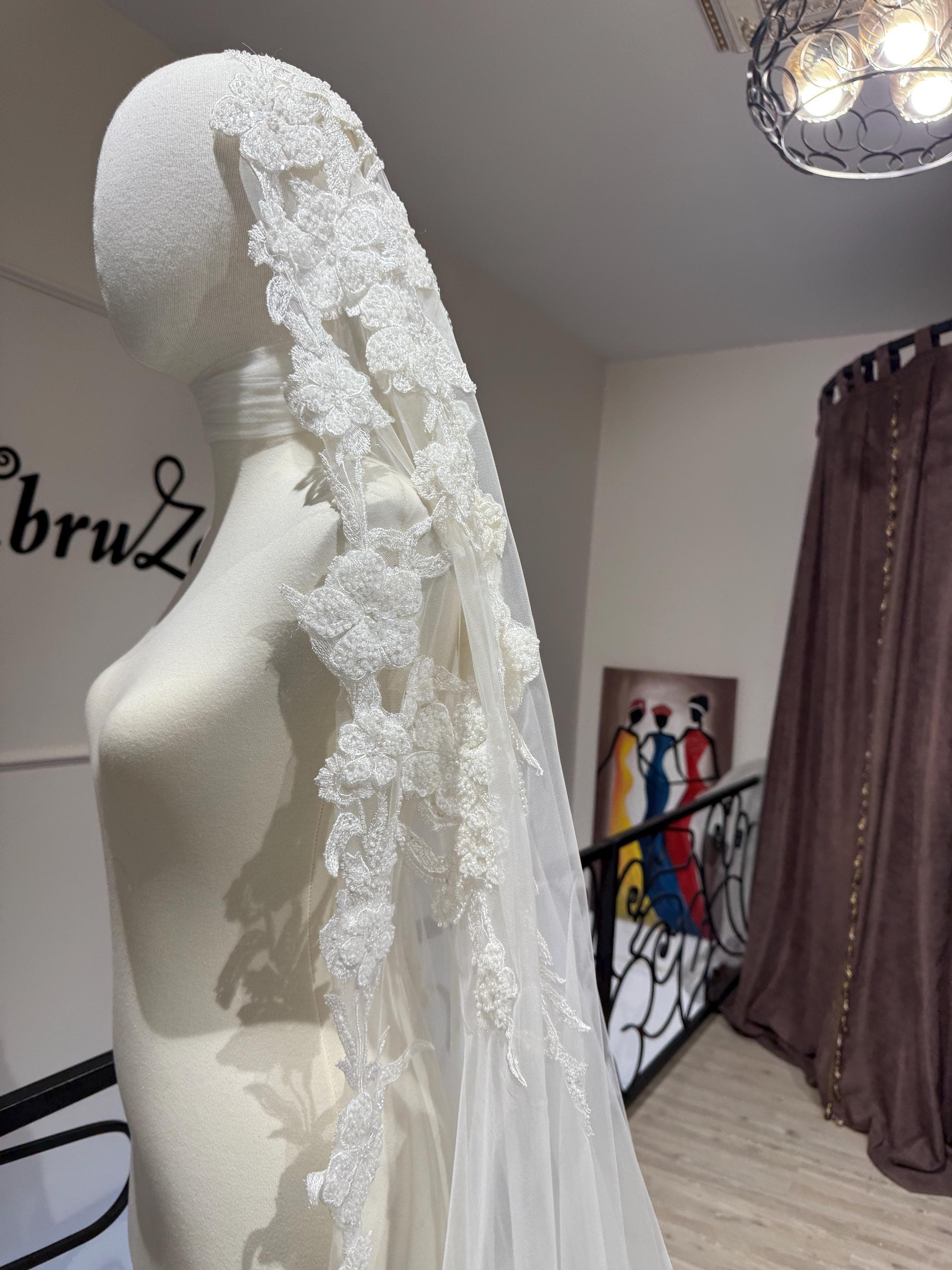 Romantic Elbow-Length Veil – Soft Tulle Two-Tier Bridal Veil with Delicate Raw Edge - image 5