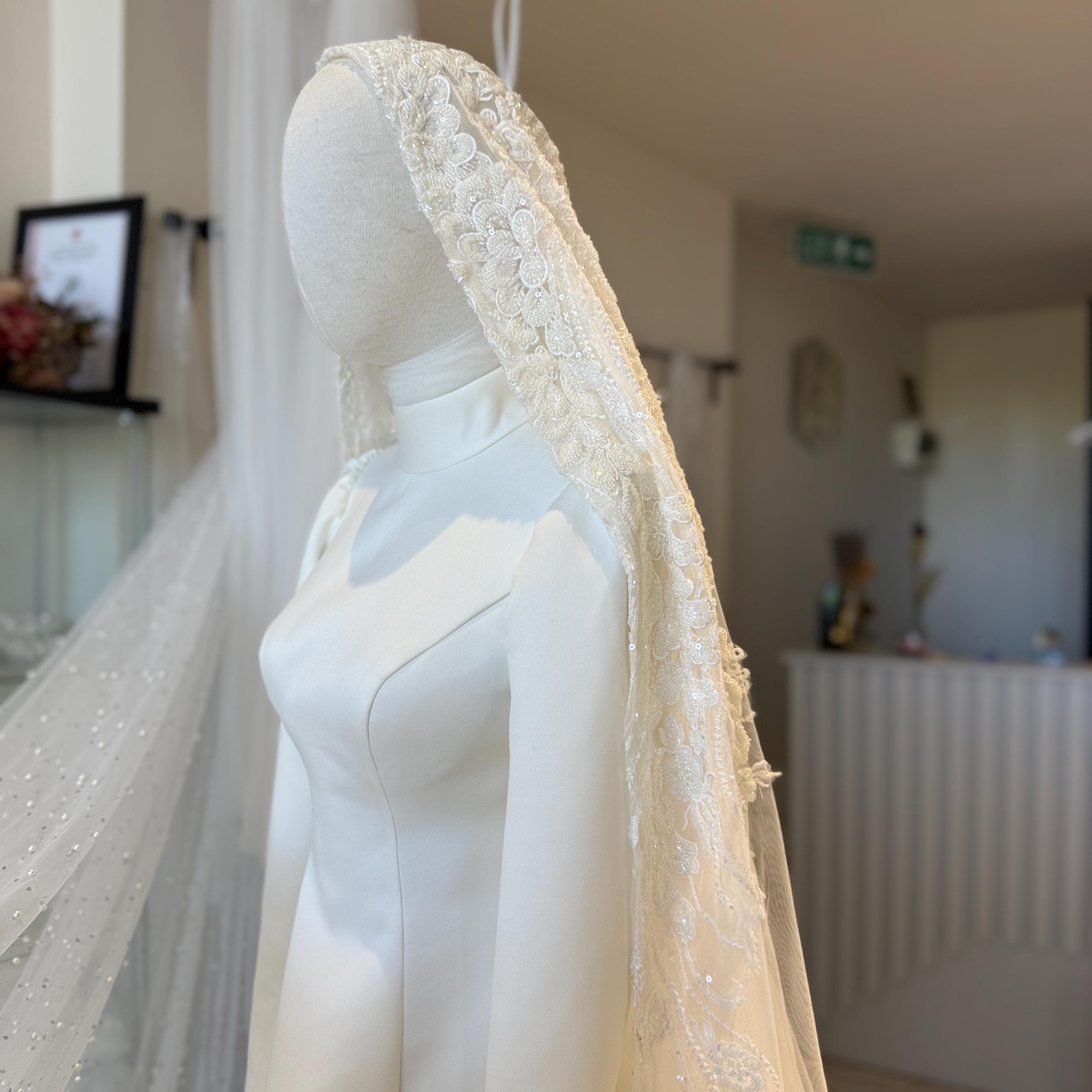 Romantic Cathedral Length Bridal Veil – Floral Lace Edge Tulle Wedding Veil - image 3