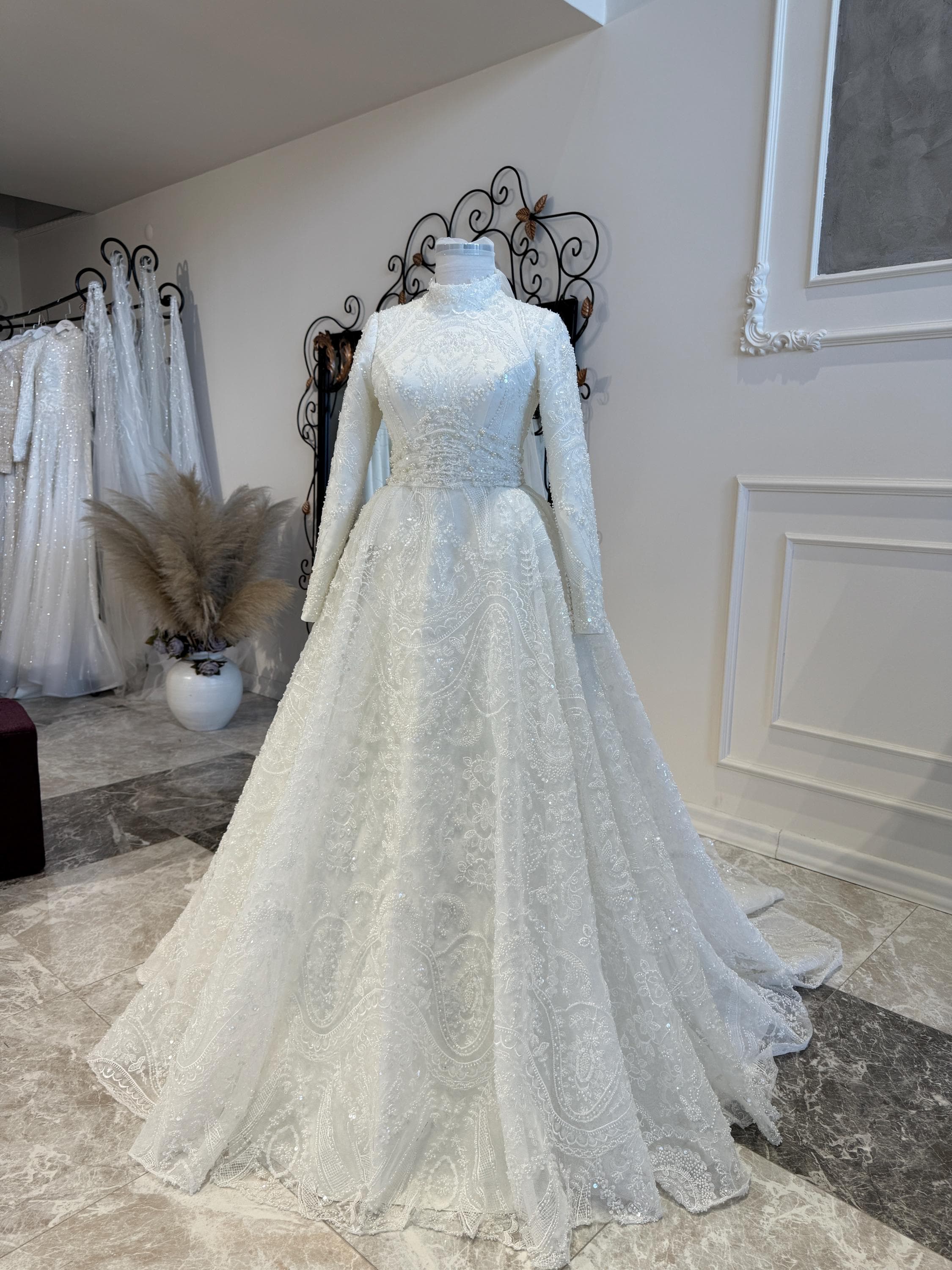 Lace Hijab Wedding Dress: A-Line, Long Sleeve - image 5