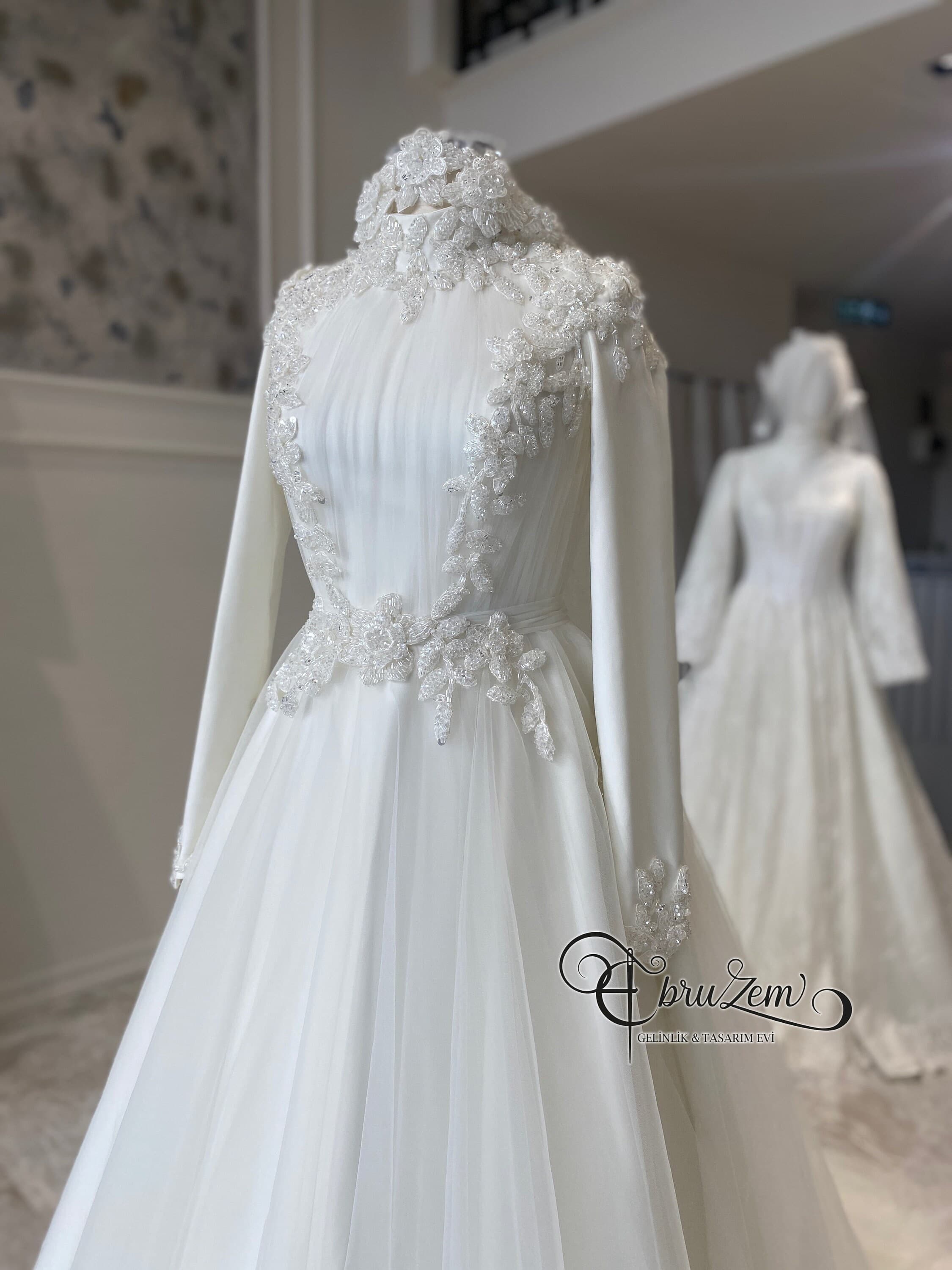 Elegant Modest Wedding Dress with Beaded Lace – A-Line Hijab Bridal Gown for Muslim Bride - image 5