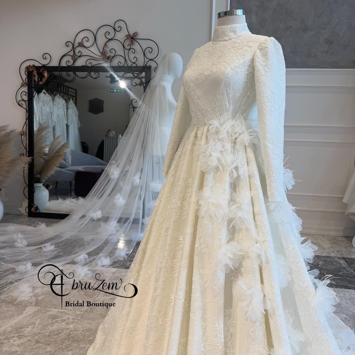 Hijab Wedding Dress Long Sleeve Modest Lace Bridal Gown Custom Made