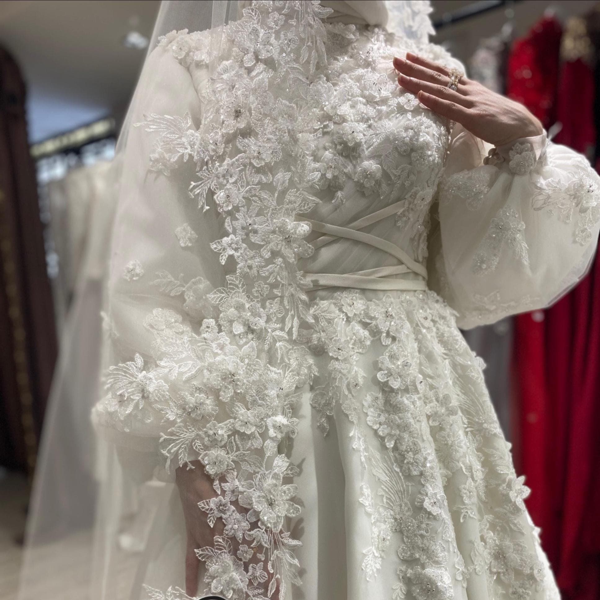Luxury Hijab Wedding Dress – Long Sleeve Satin & Lace Muslim Bridal Gown with Train - image 3