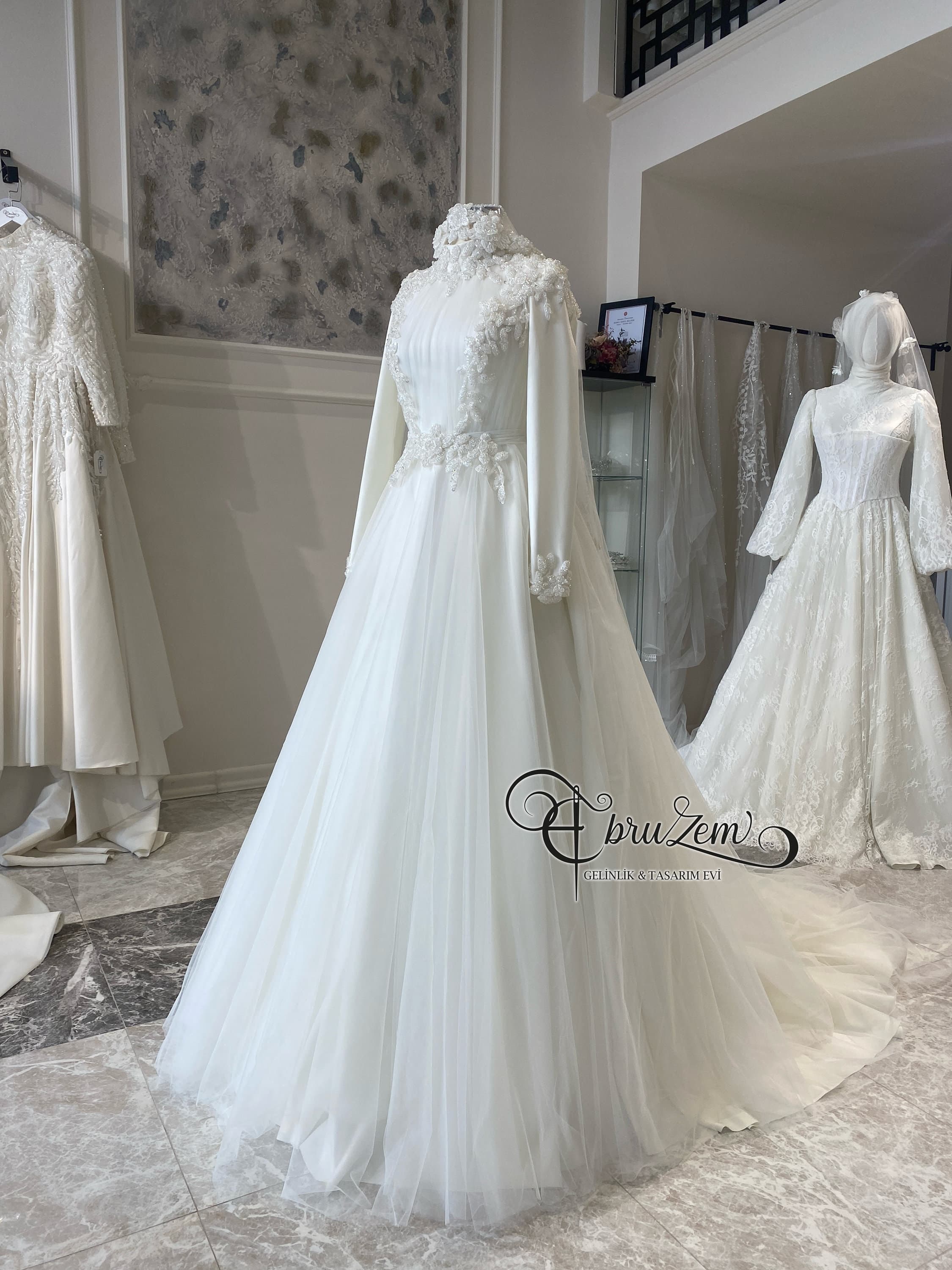 Elegant Modest Wedding Dress with Beaded Lace – A-Line Hijab Bridal Gown for Muslim Bride - image 4