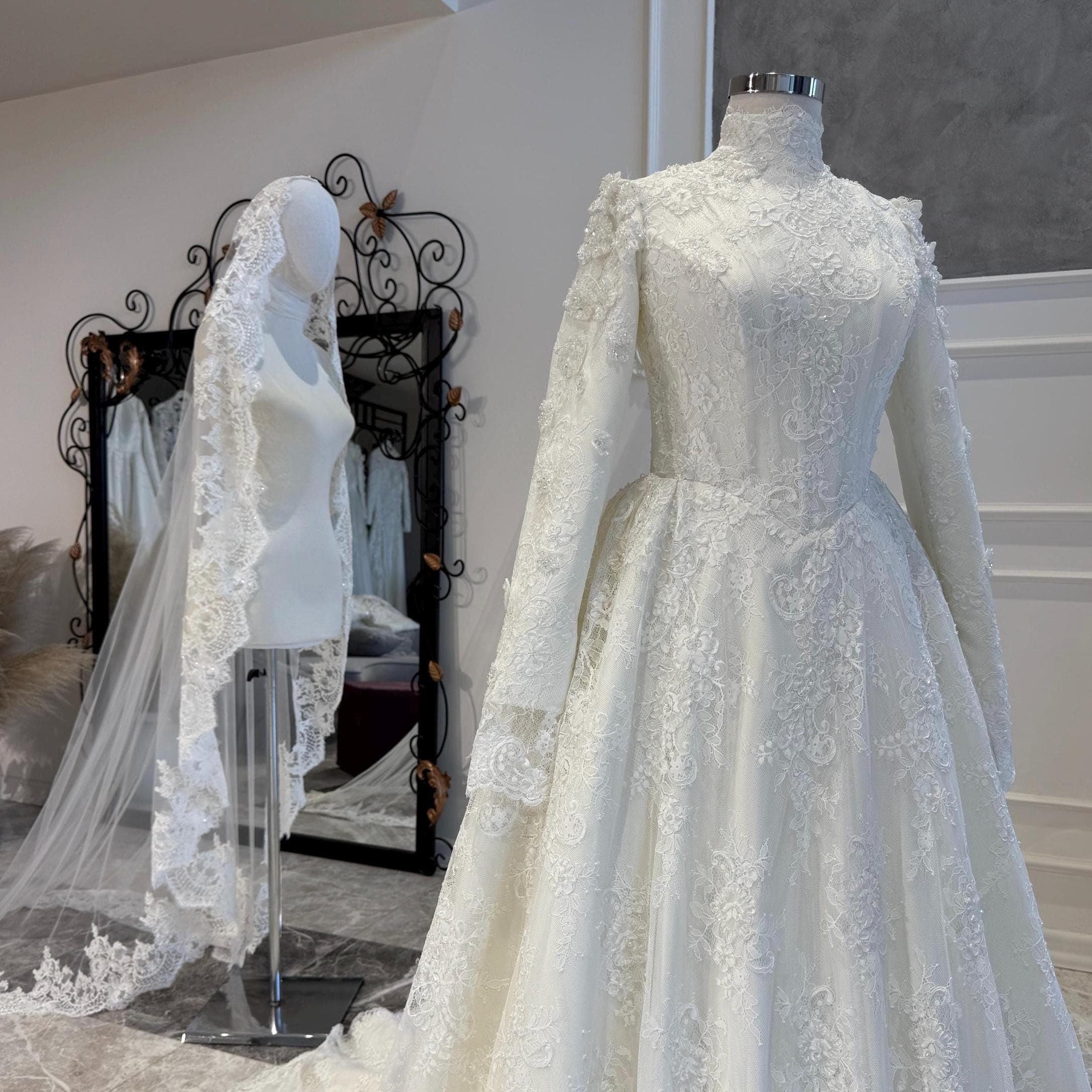 Modest Hijab Wedding Dress – Full Lace Muslim Bridal Gown with Train - image 3