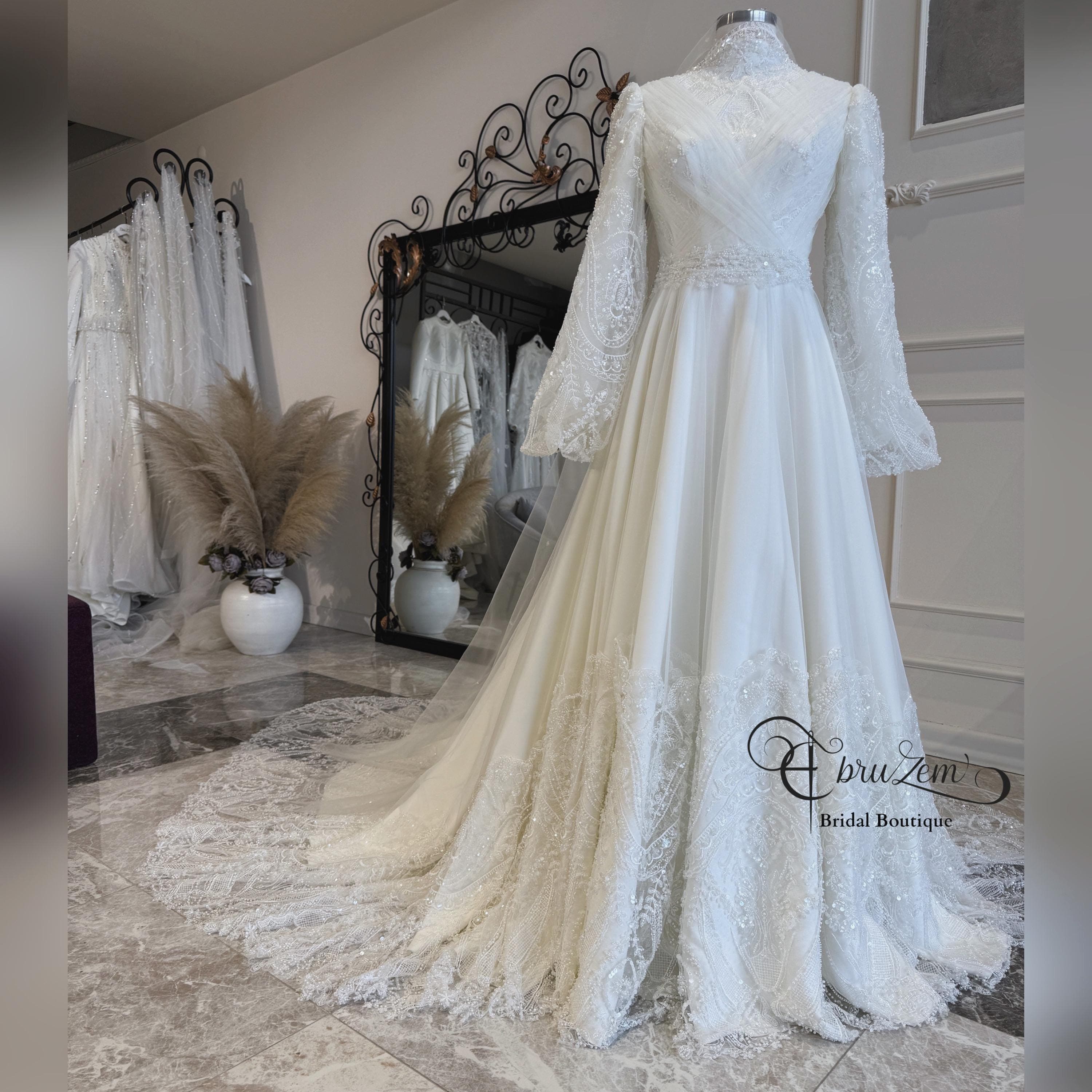 Hijab Wedding Dress Long Sleeve Pearl Lace Modest Bridal Gown