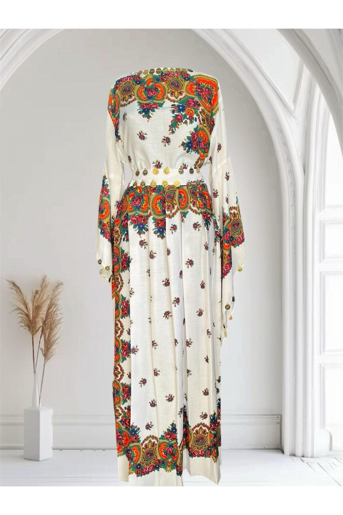 Kurdish Hamavi Traditional White Kaftan Dress with Floral Patterns, Kras Fistan Abaya for Newroz, Wedding & Special Occasions – One Size - image 3
