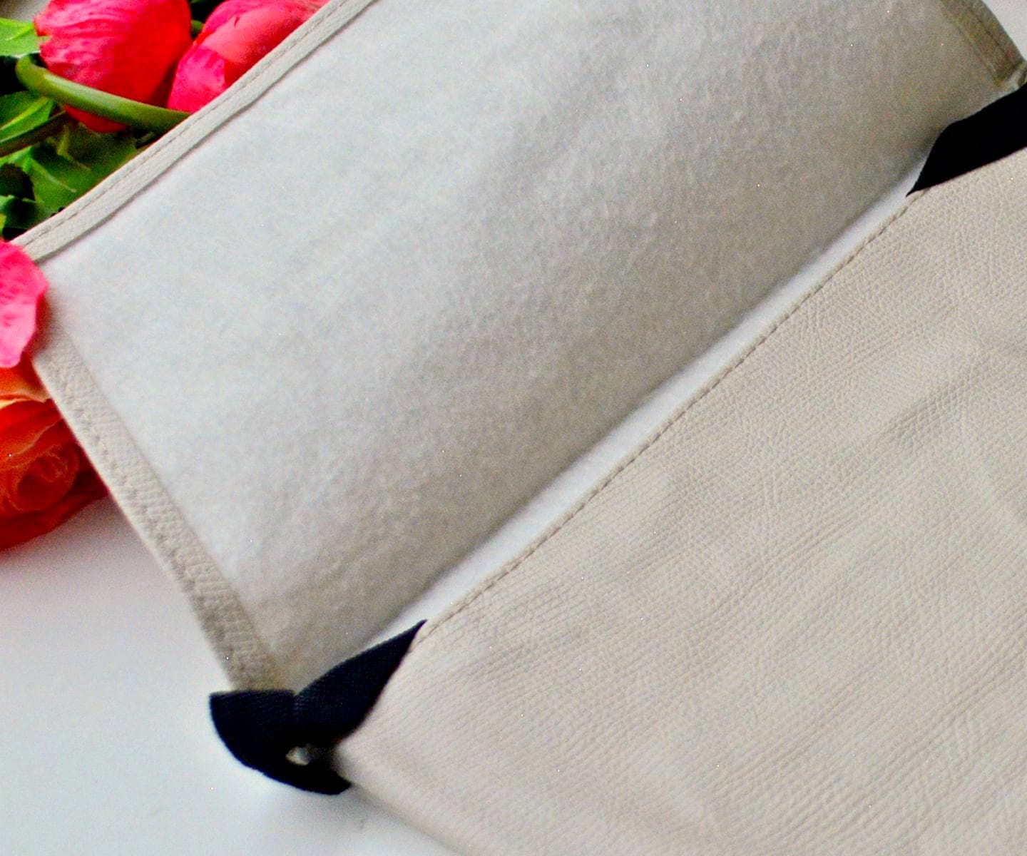 Ivory Quran Protect Case, Quran Book Sleeve,  Kuran Bag pack 20 * 29 cm - image 5