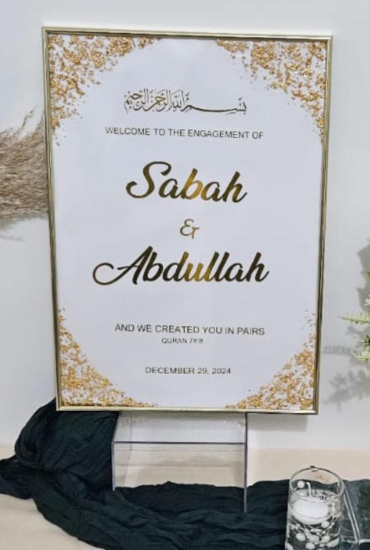 ENGAGEMENT WEDDING SIGN FRAME